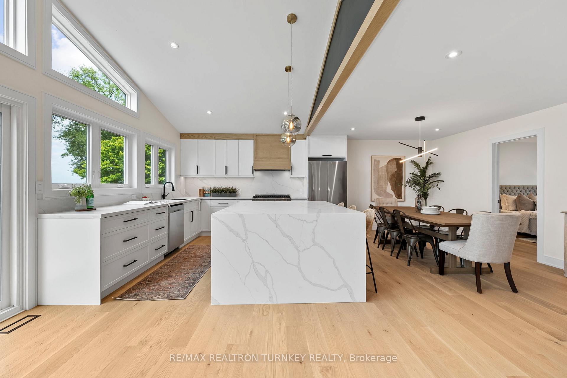 Photo 9 of 156 Holmes Point Road, Georgina, Pefferlaw — HOMEH