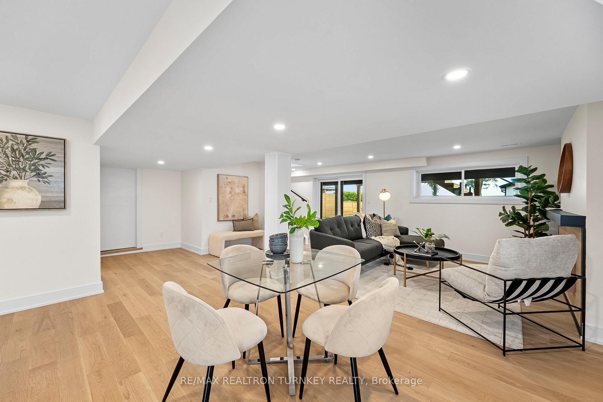 Photo 25 of 156 Holmes Point Road, Georgina, Pefferlaw — HOMEH
