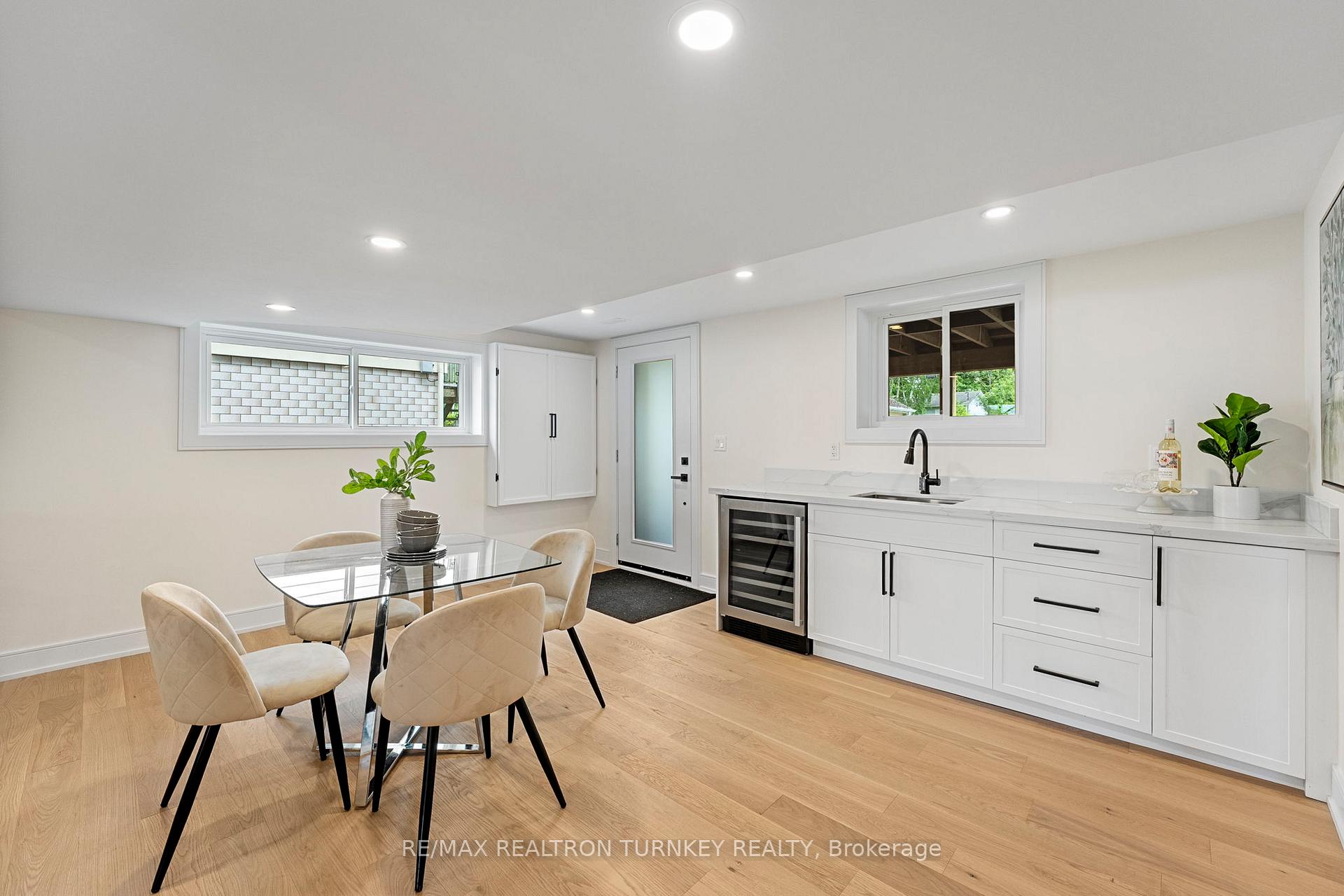 Photo 28 of 156 Holmes Point Road, Georgina, Pefferlaw — HOMEH