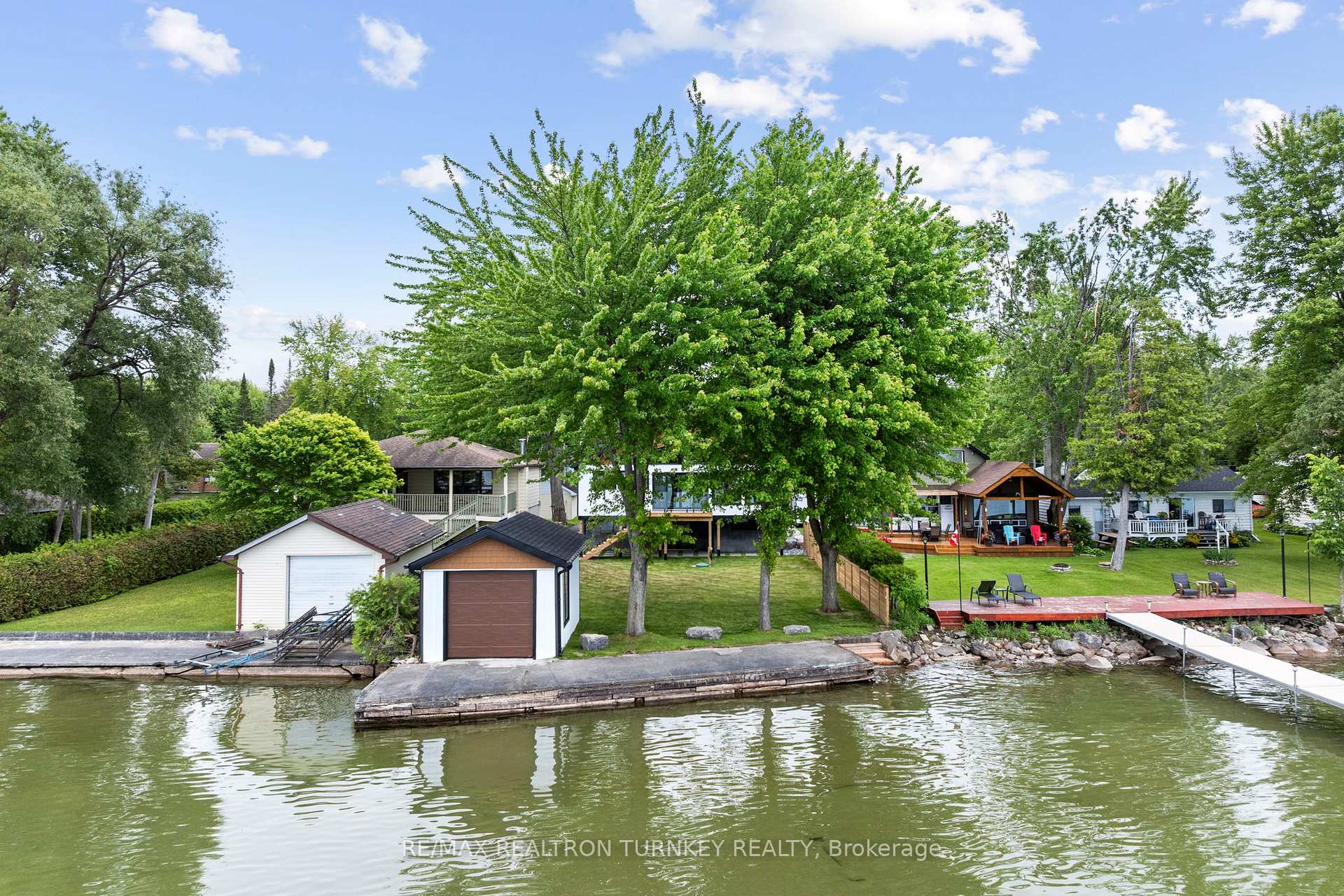 Photo 41 of 156 Holmes Point Road, Georgina, Pefferlaw — HOMEH