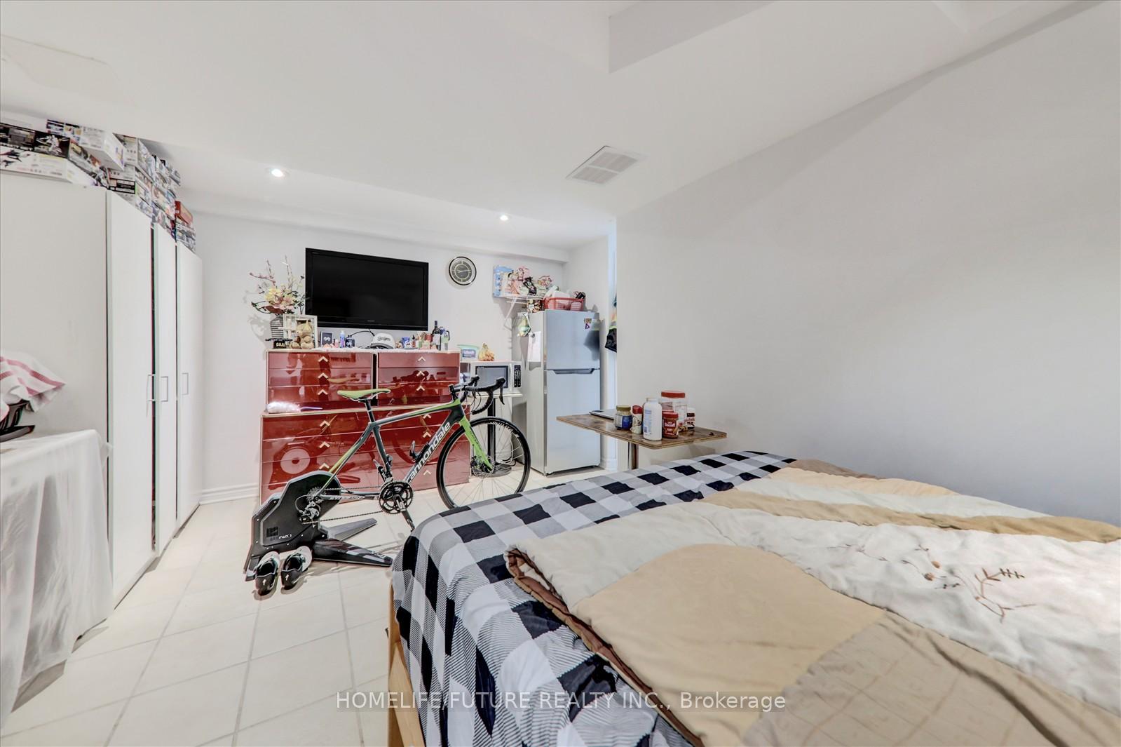 Photo 12 of 16 Tucker Street, Toronto, O'Connor-Parkview — HOMEH