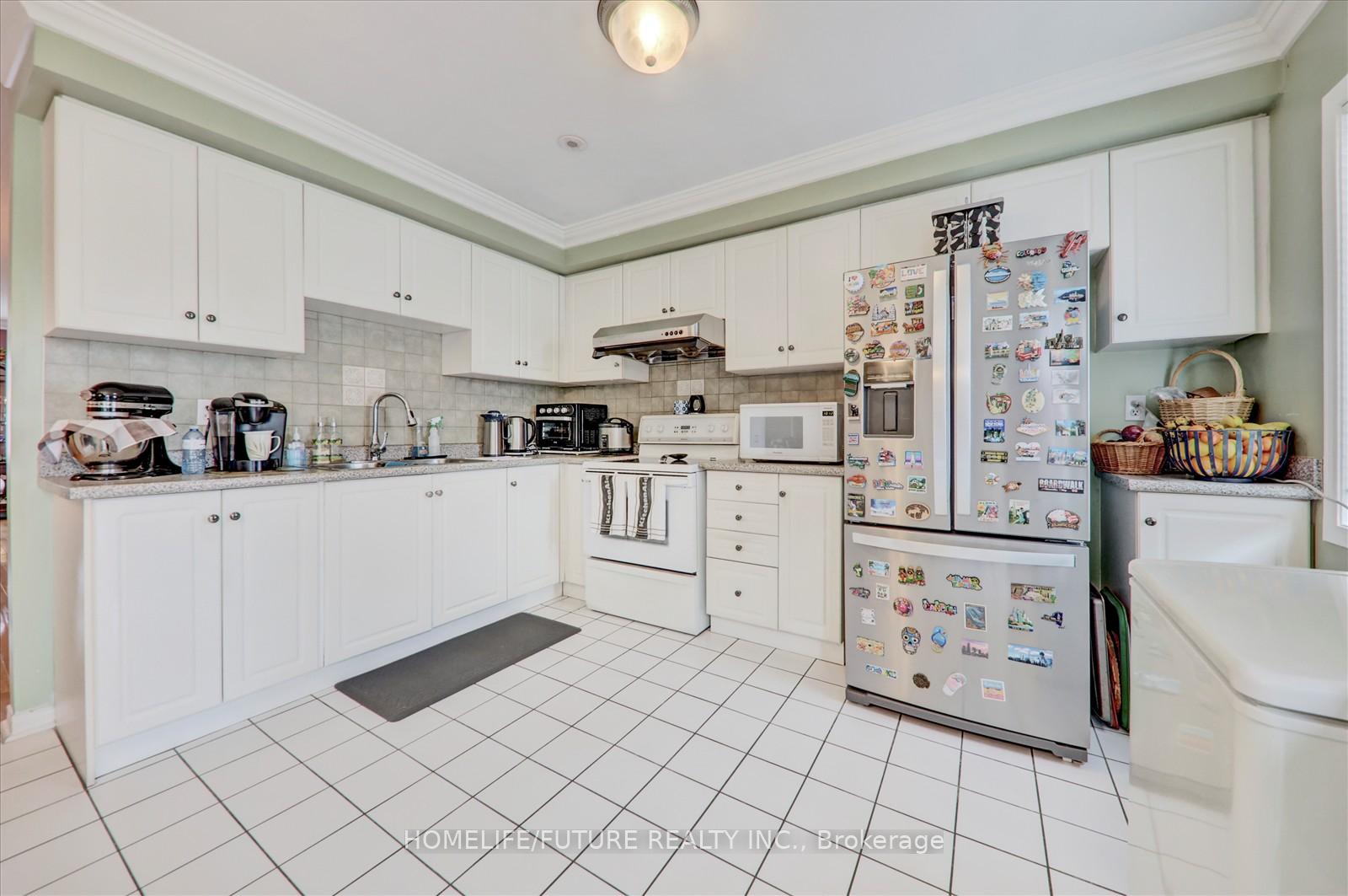 Photo 14 of 16 Tucker Street, Toronto, O'Connor-Parkview — HOMEH