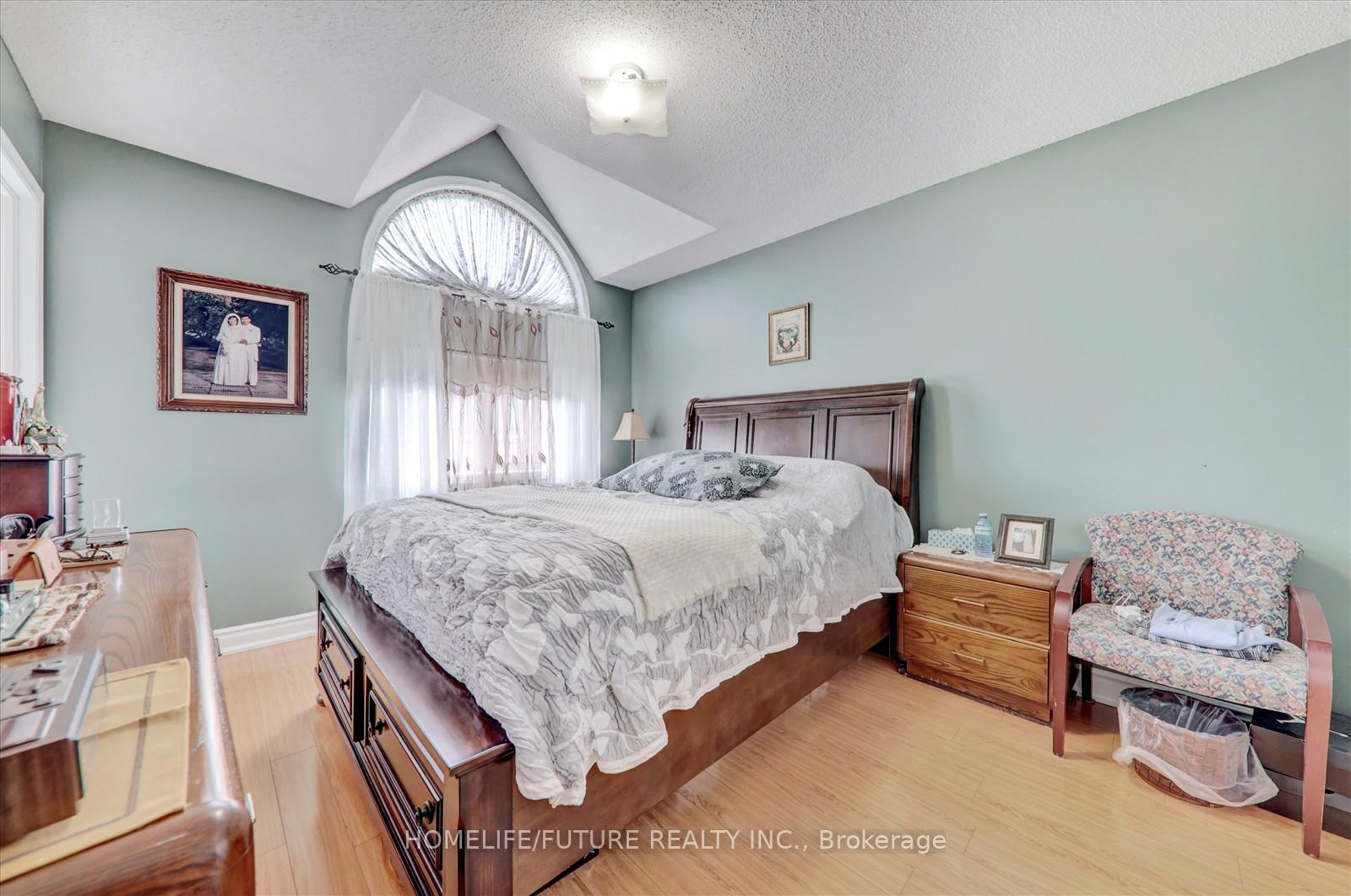 Photo 18 of 16 Tucker Street, Toronto, O'Connor-Parkview — HOMEH