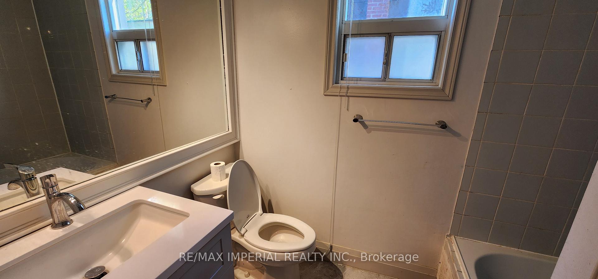Photo 15 of Unit Main, 157 Booth Avenue, Toronto, South Riverdale — HOMEH