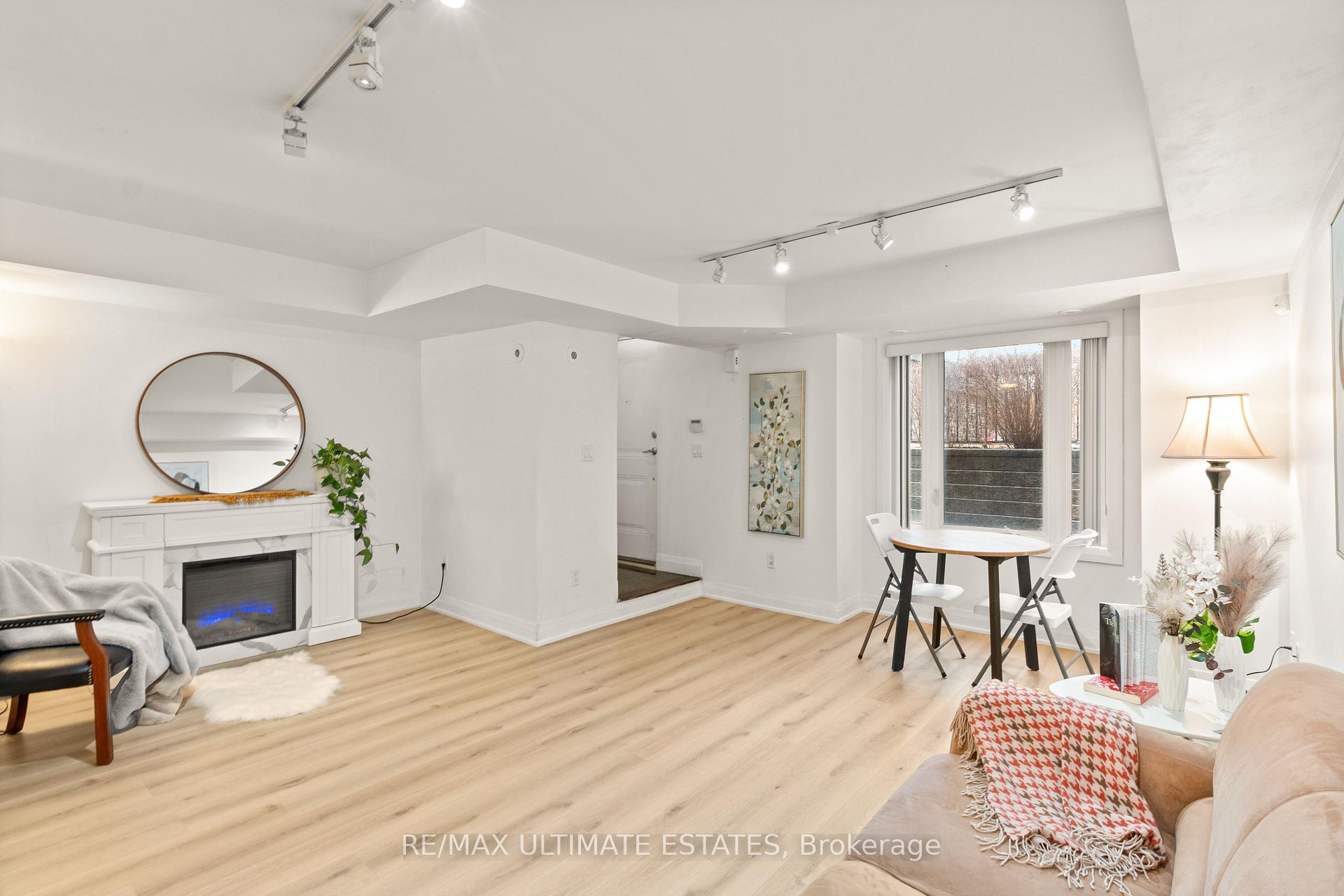 Photo 11 of Unit 123, 318 John Street, Markham, Aileen-Willowbrook — HOMEH