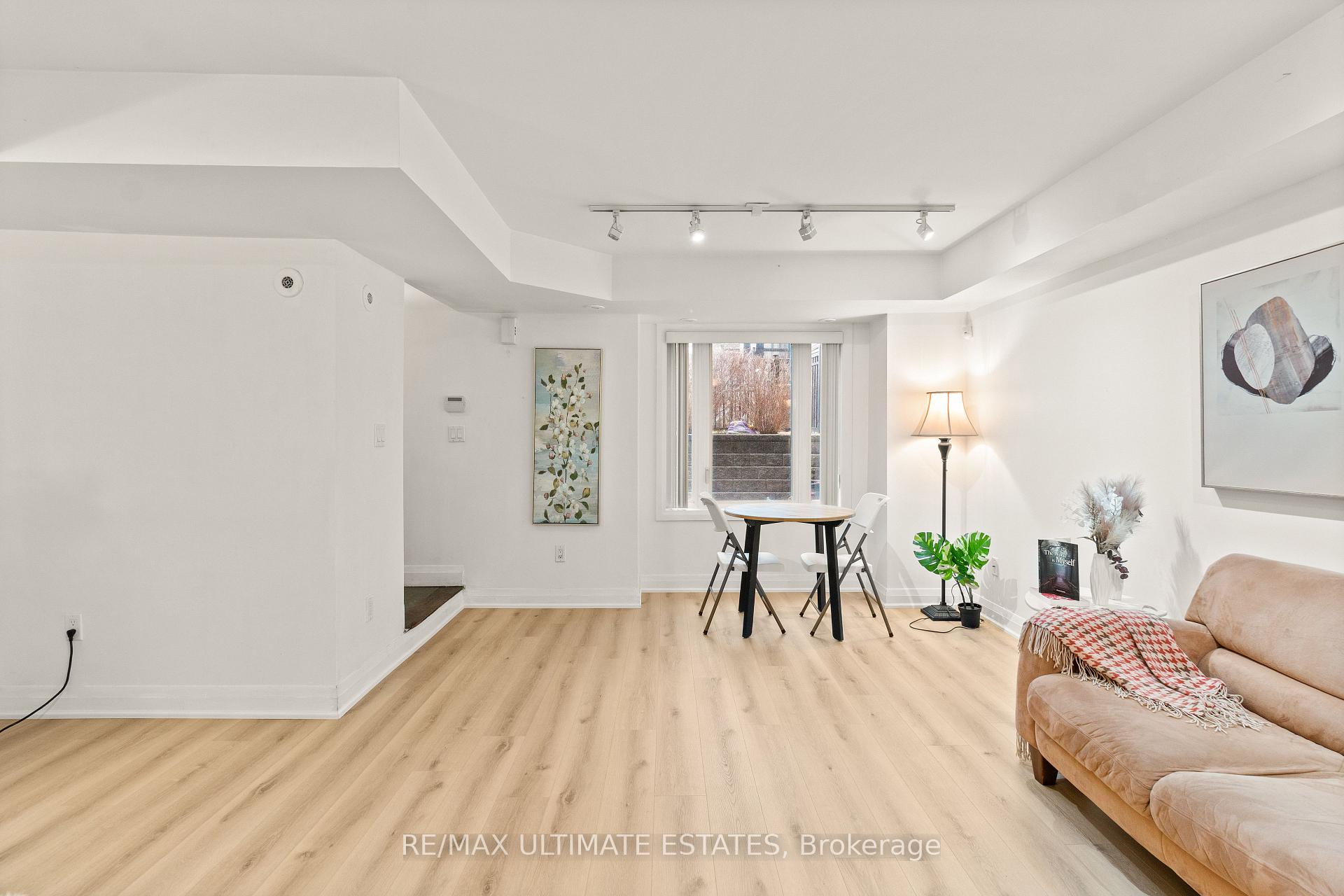 Photo 13 of Unit 123, 318 John Street, Markham, Aileen-Willowbrook — HOMEH