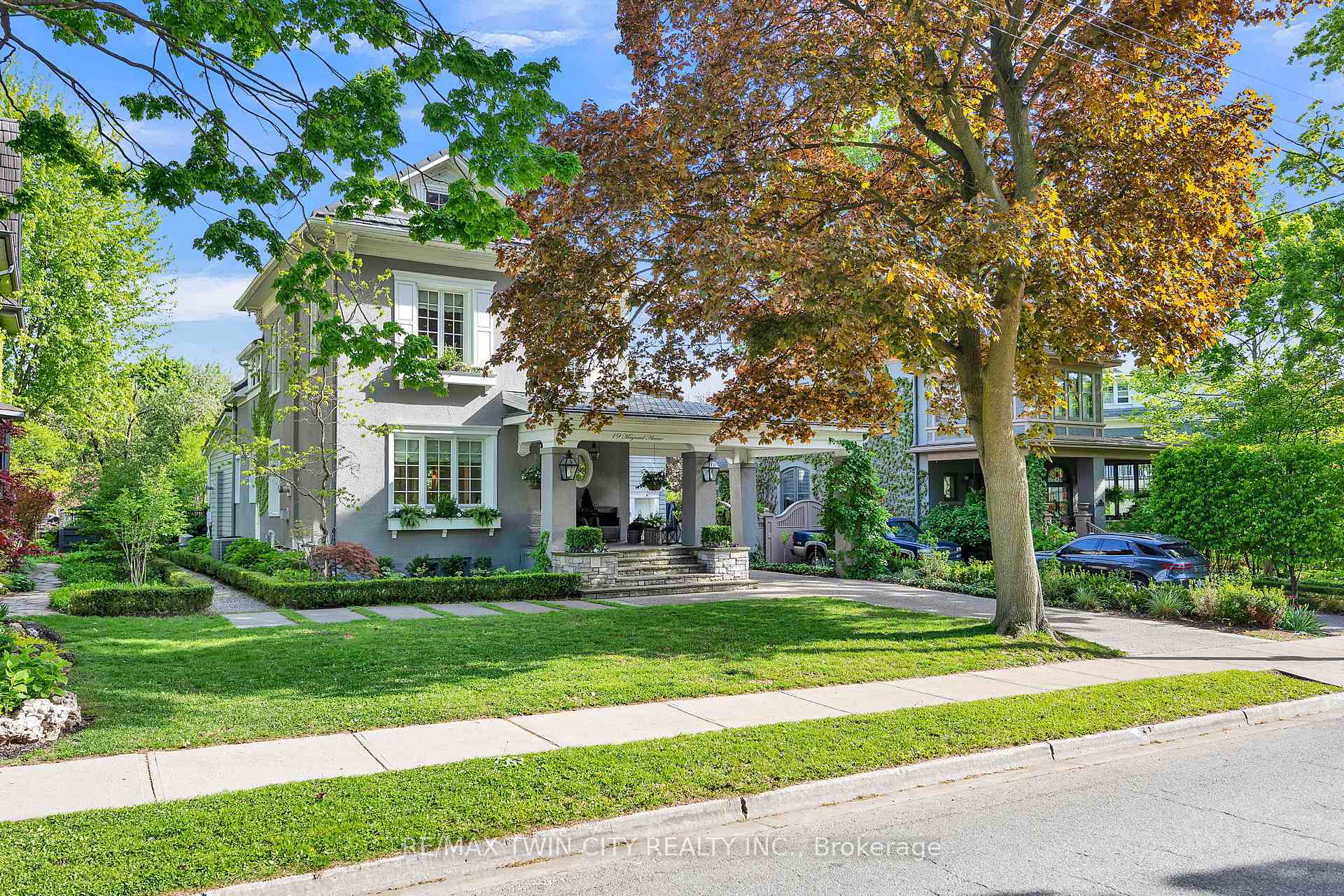 Front of 19 Maynard Avenue