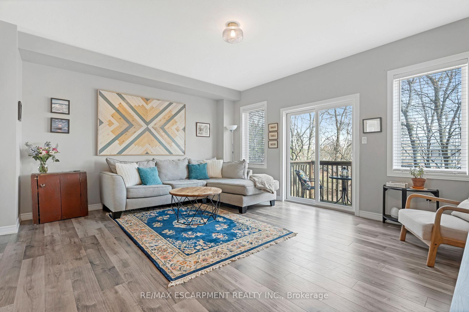 Photo 10 of Unit 19, 122 Dundas Street E, Hamilton, Waterdown — HOMEH