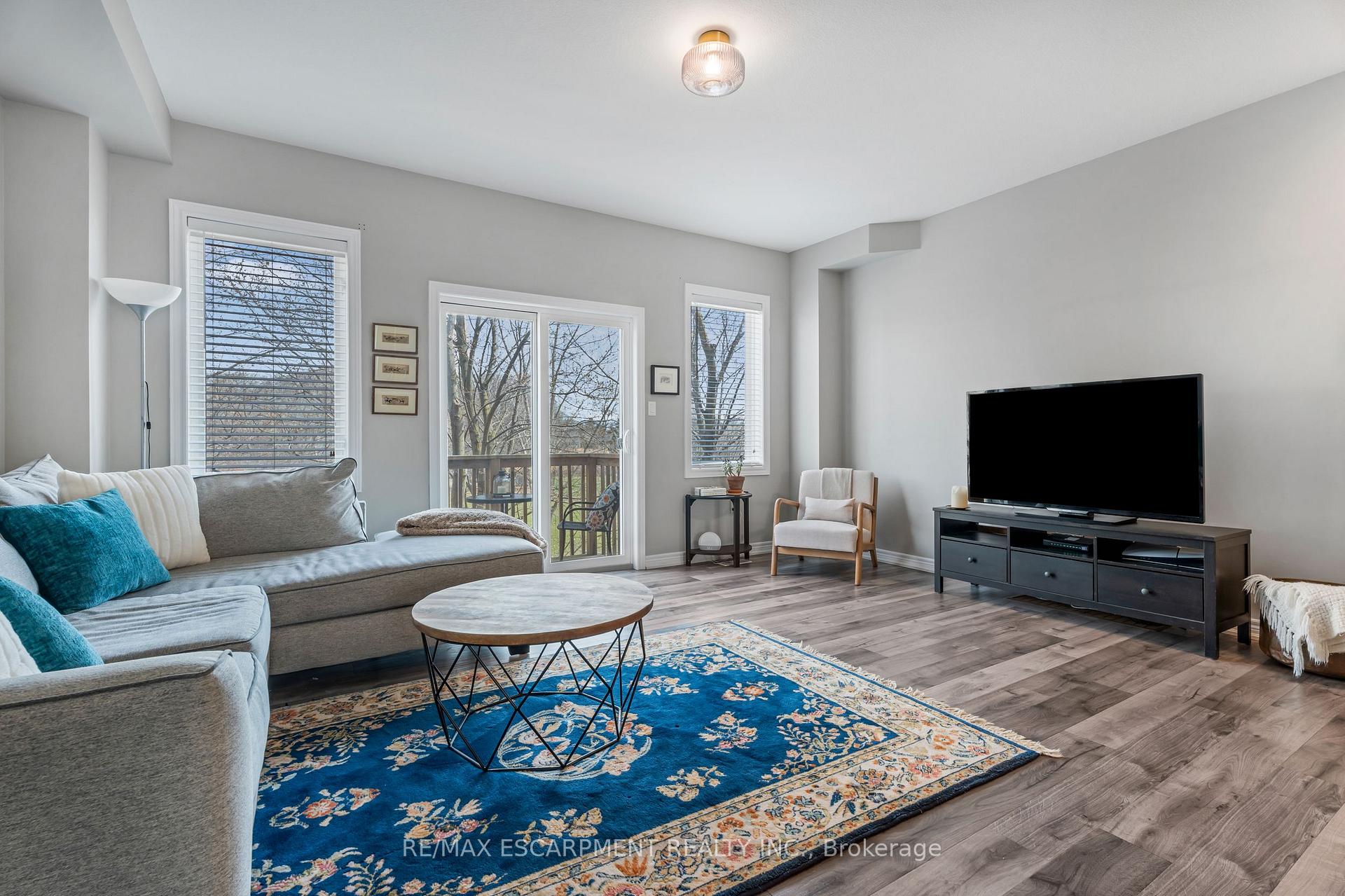 Photo 32 of Unit 19, 122 Dundas Street E, Hamilton, Waterdown — HOMEH