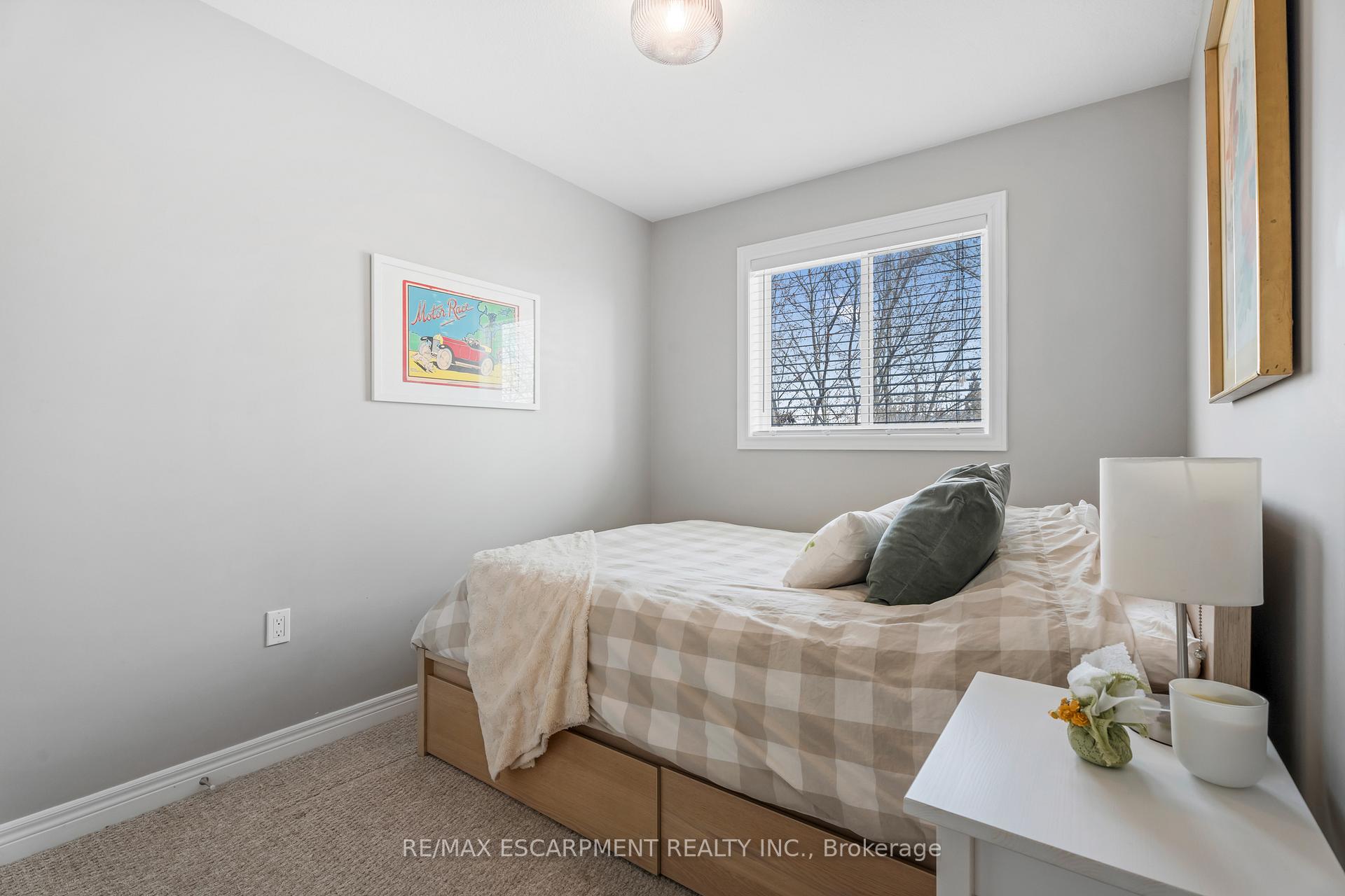 Photo 21 of Unit 19, 122 Dundas Street E, Hamilton, Waterdown — HOMEH