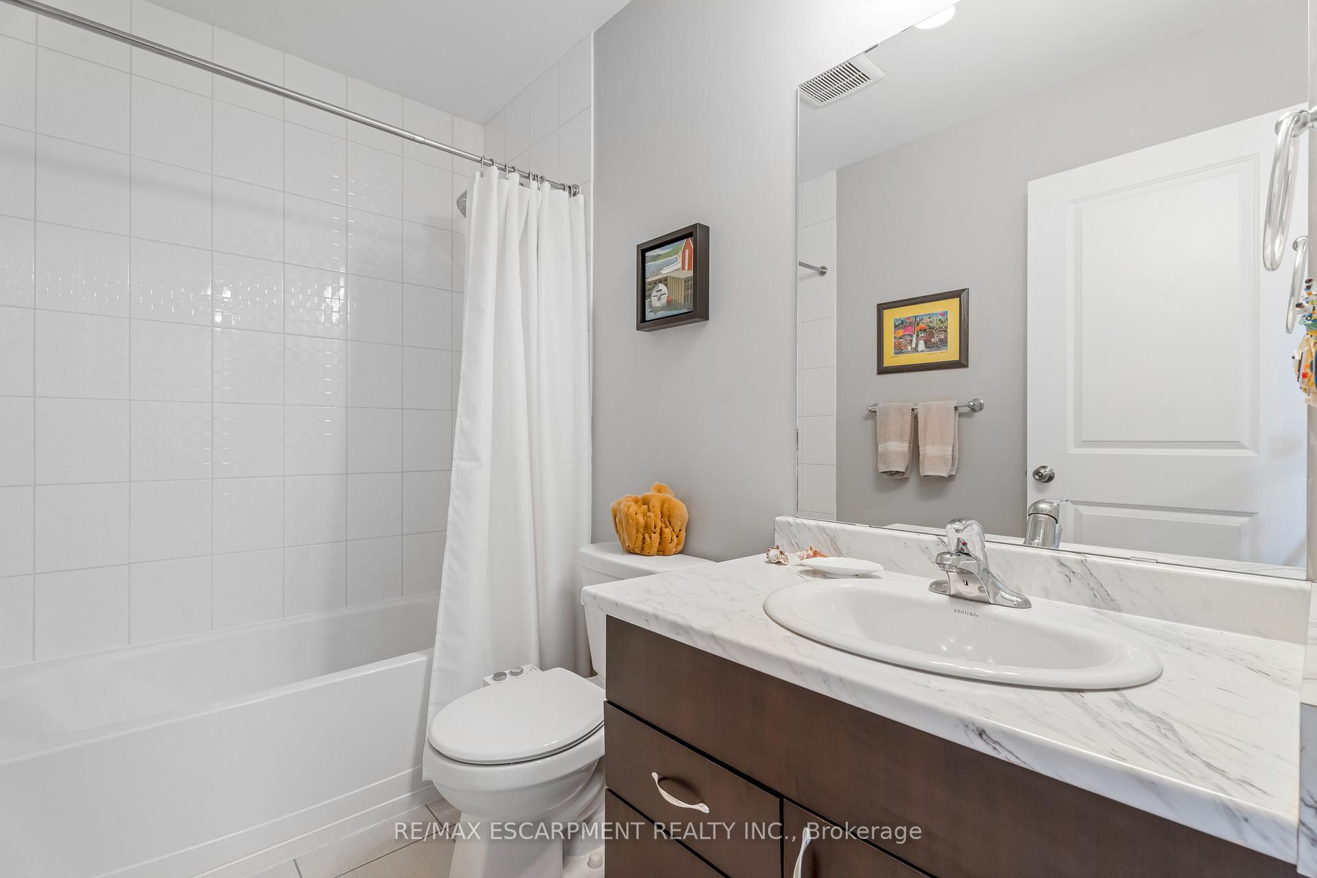 Photo 20 of Unit 19, 122 Dundas Street E, Hamilton, Waterdown — HOMEH