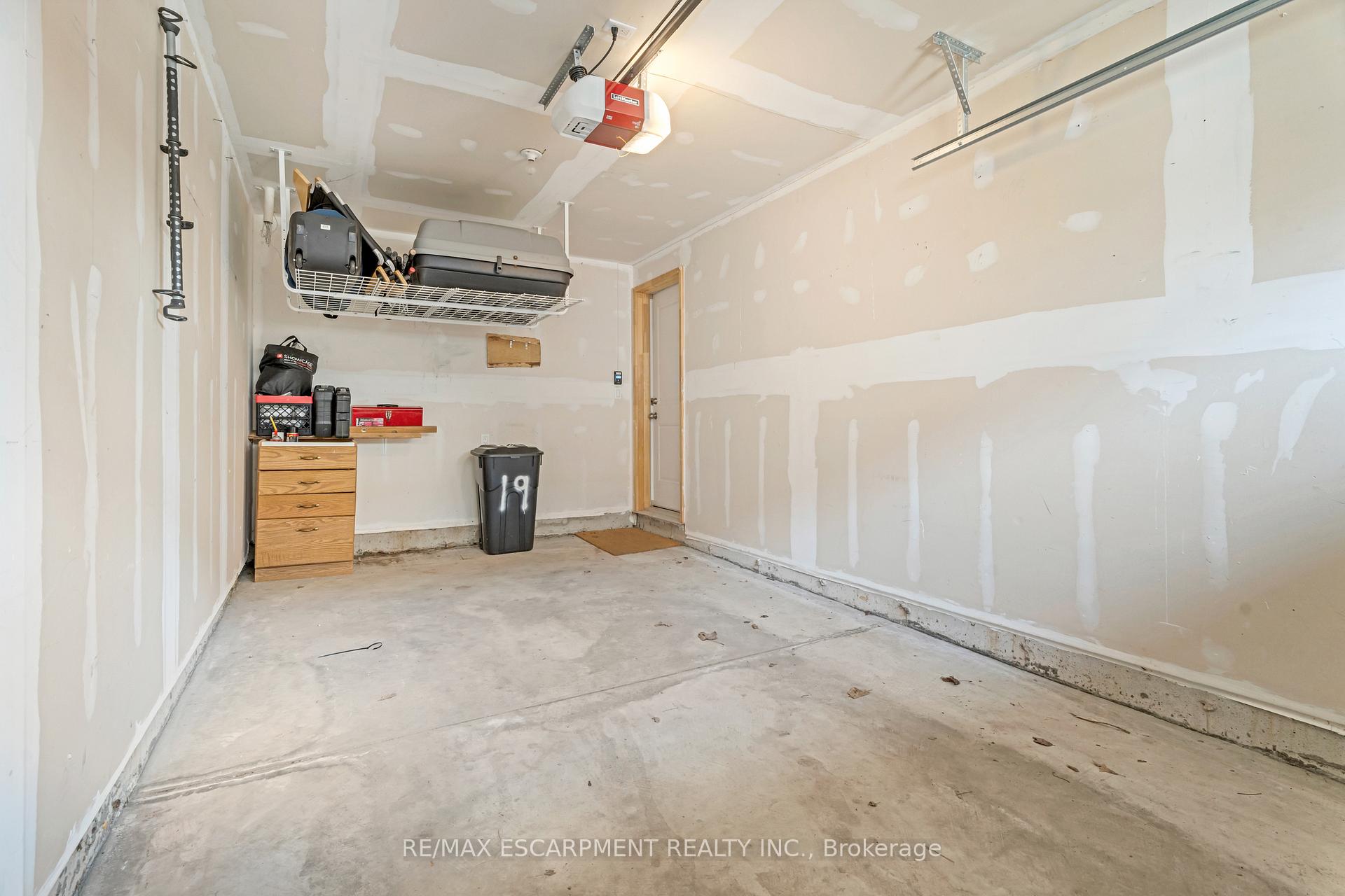 Photo 25 of Unit 19, 122 Dundas Street E, Hamilton, Waterdown — HOMEH