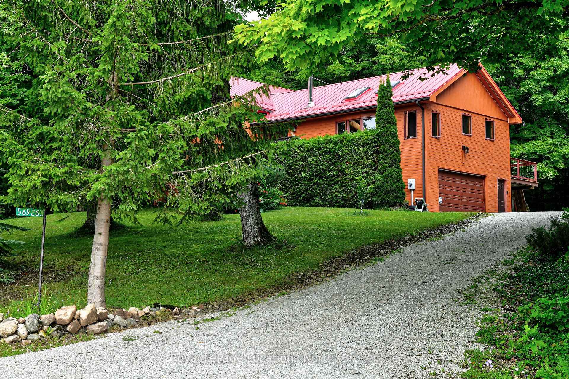 Photo 5 of 569263 6TH Side Road, Blue Mountains — HOMEH