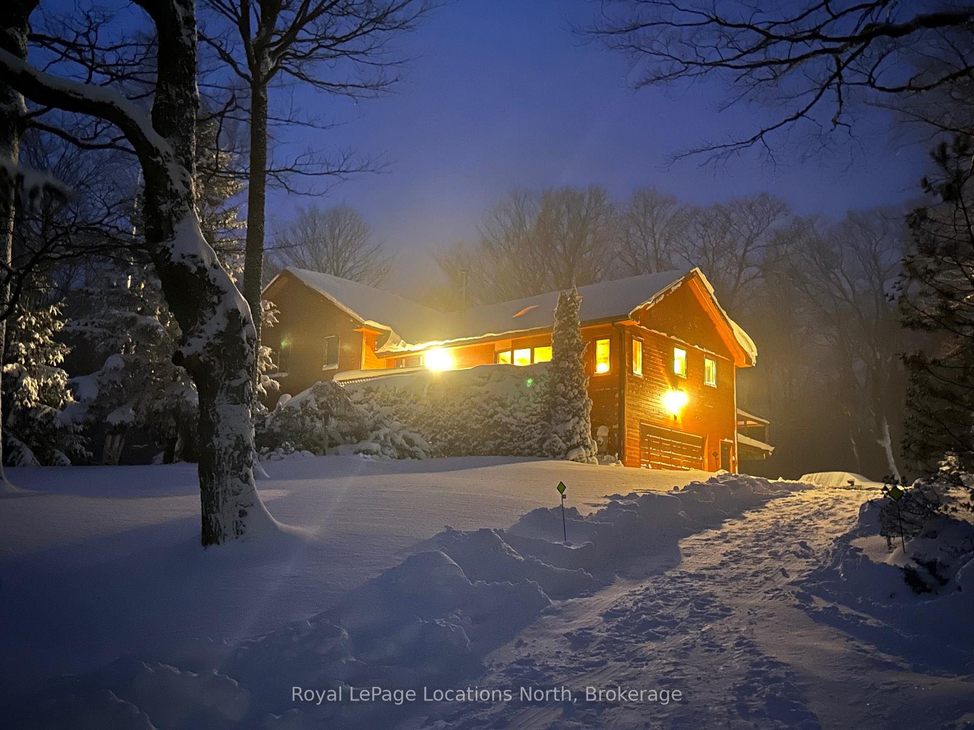 Photo 4 of 569263 6TH Side Road, Blue Mountains — HOMEH