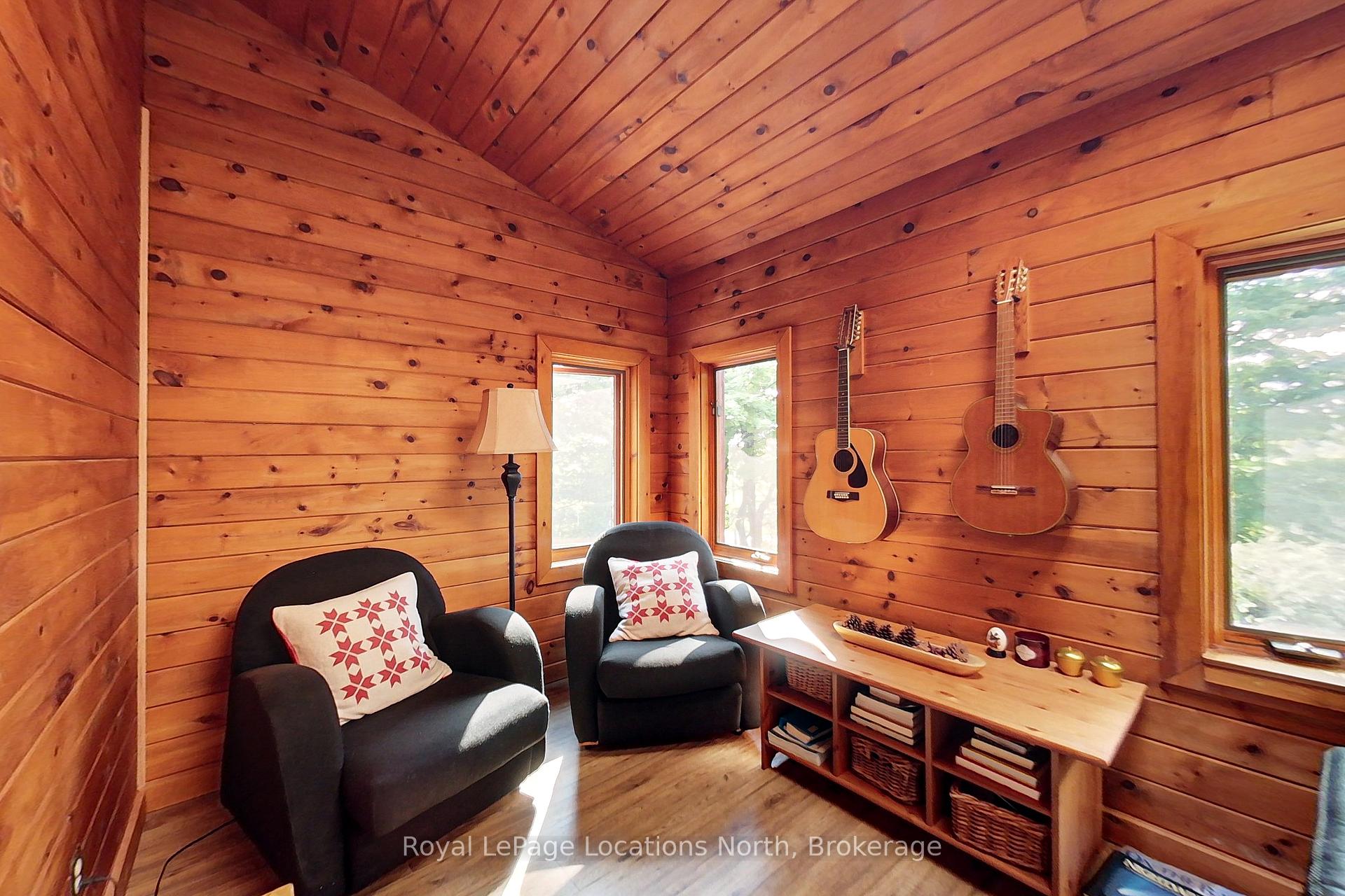 Photo 8 of 569263 6TH Side Road, Blue Mountains — HOMEH