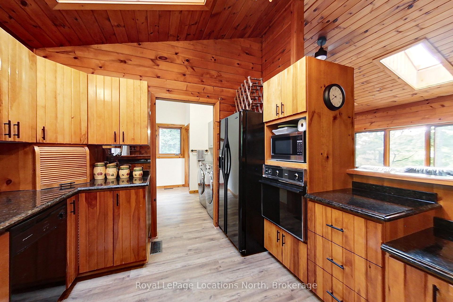 Photo 35 of 569263 6TH Side Road, Blue Mountains — HOMEH