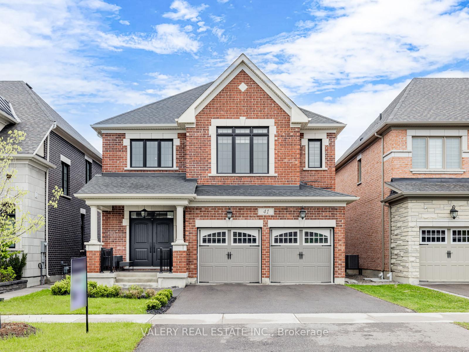 Front of 41 Chorus Crescent