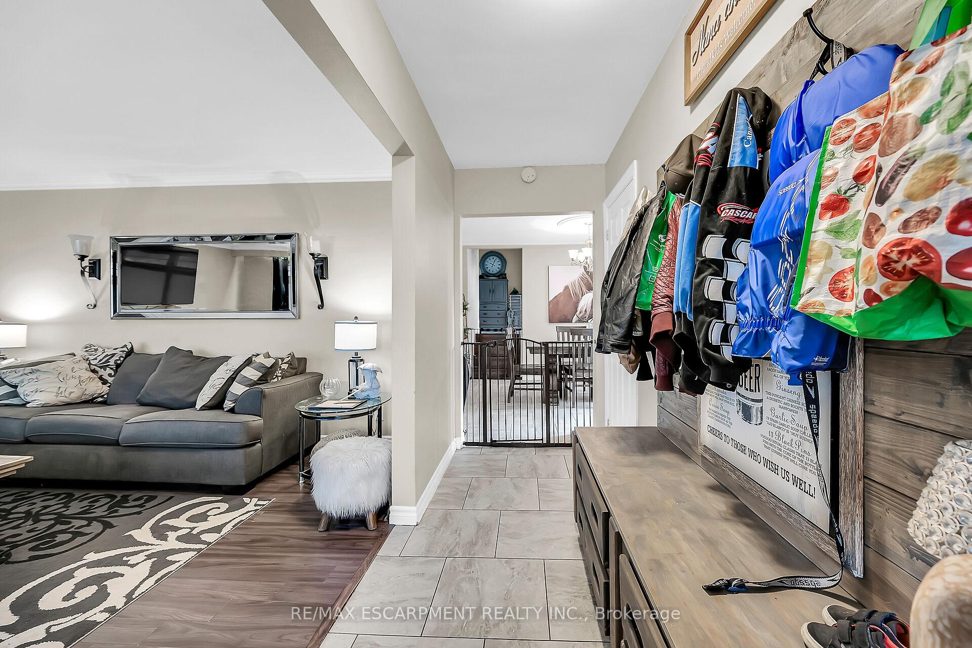 Photo 7 of 46 Windrush Crescent, Hamilton, Lawfield — HOMEH
