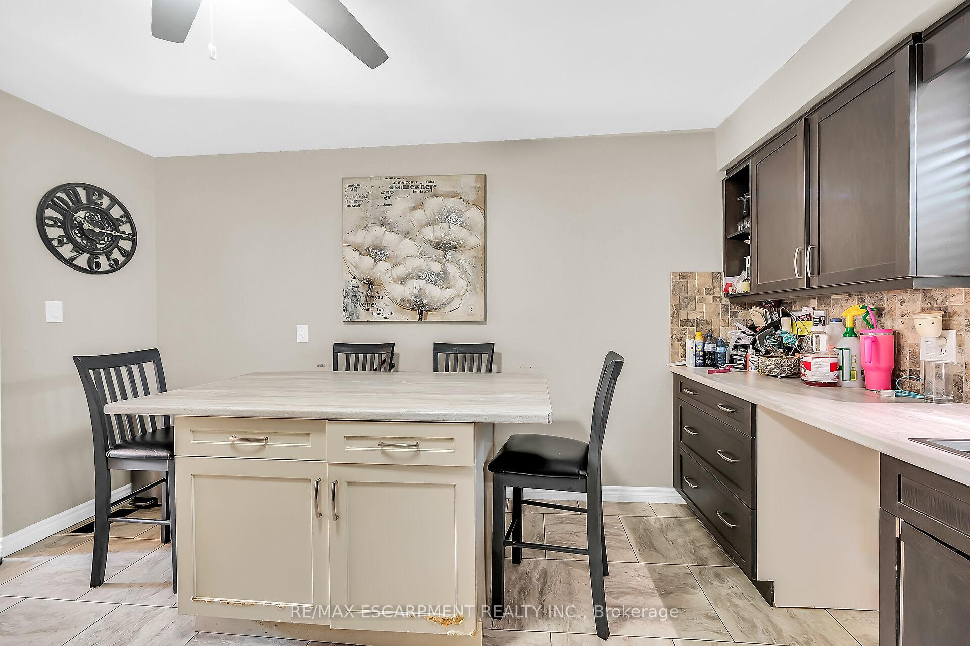 Photo 15 of 46 Windrush Crescent, Hamilton, Lawfield — HOMEH