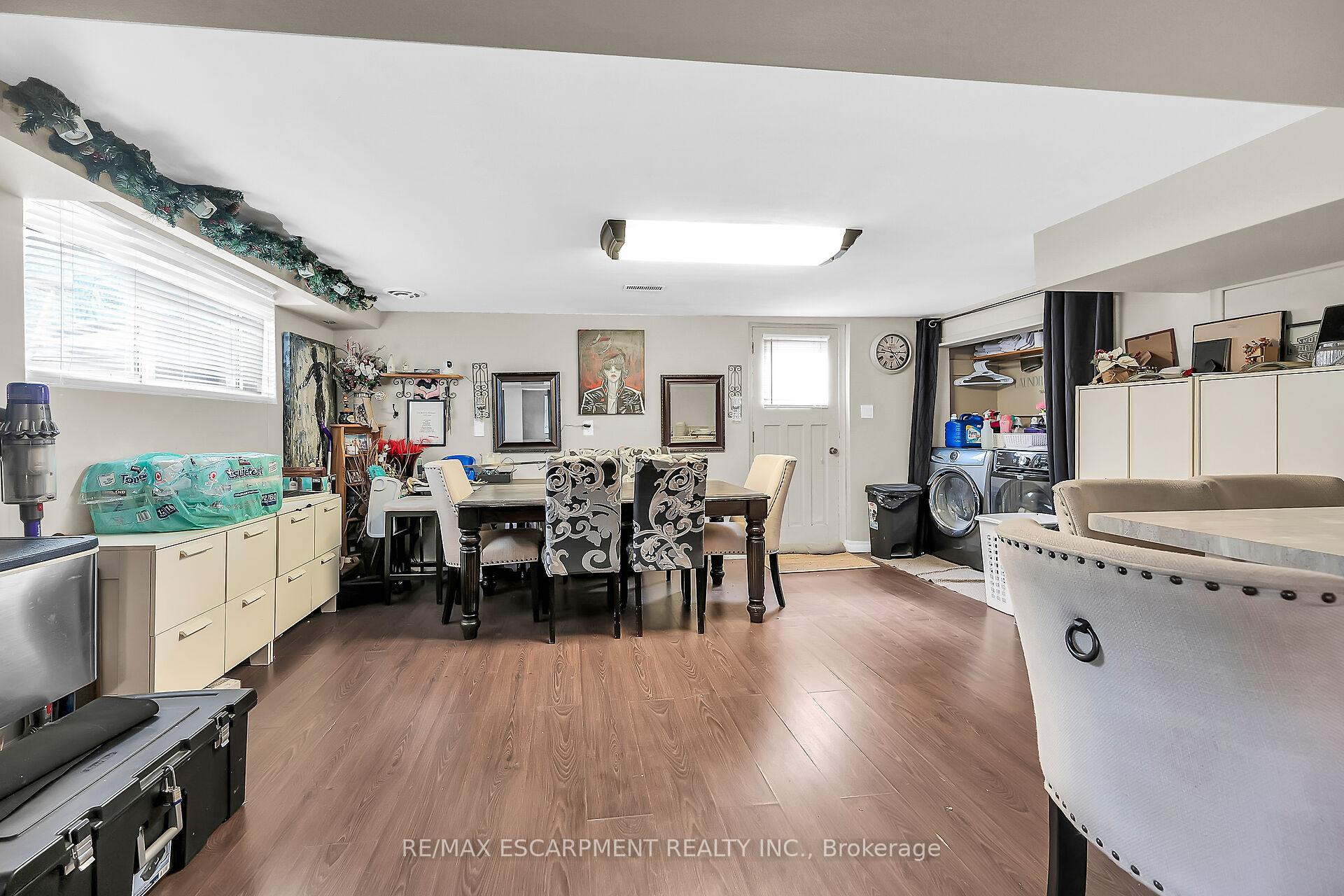 Photo 44 of 46 Windrush Crescent, Hamilton, Lawfield — HOMEH