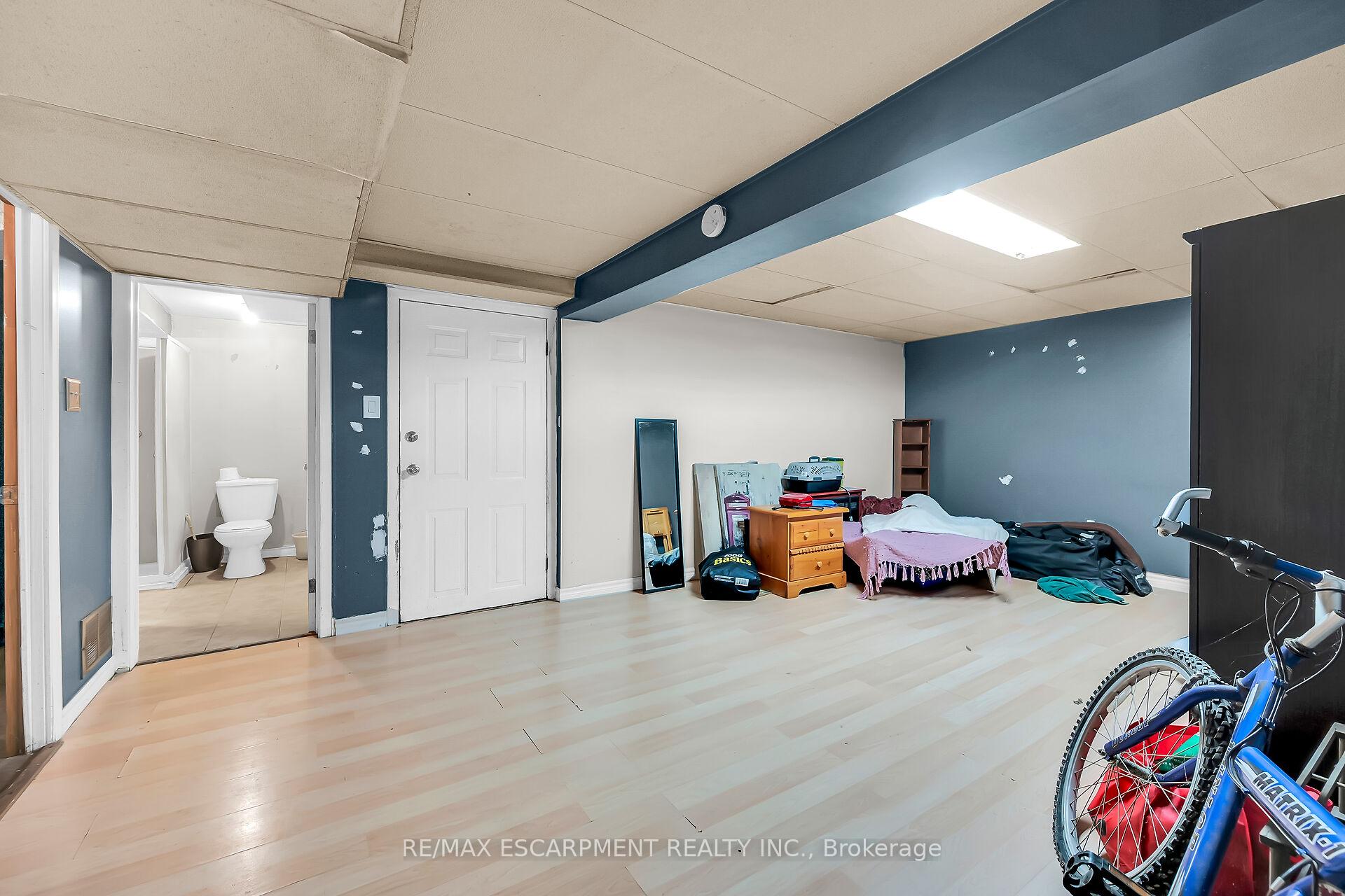 Photo 47 of 46 Windrush Crescent, Hamilton, Lawfield — HOMEH
