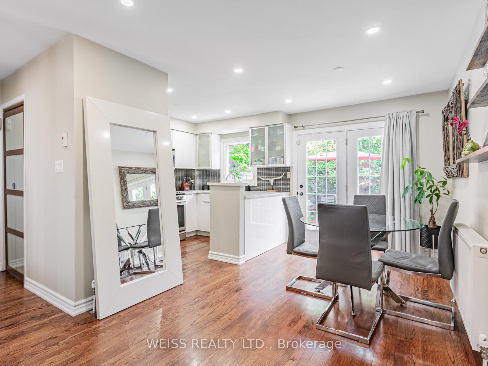Photo 15 of 215 Milan Street, Toronto, Moss Park — HOMEH