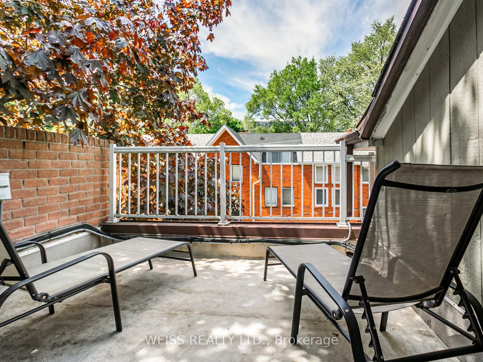Photo 16 of 215 Milan Street, Toronto, Moss Park — HOMEH