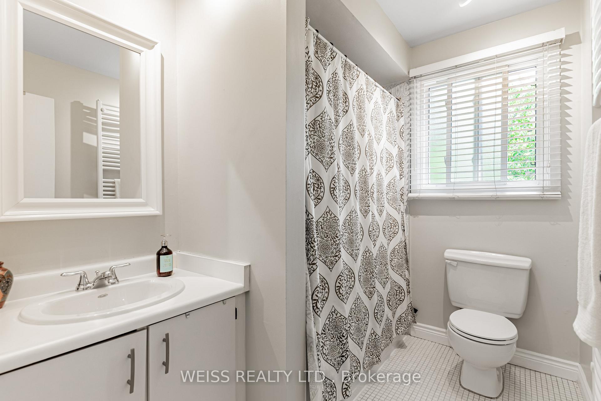 Photo 24 of 215 Milan Street, Toronto, Moss Park — HOMEH