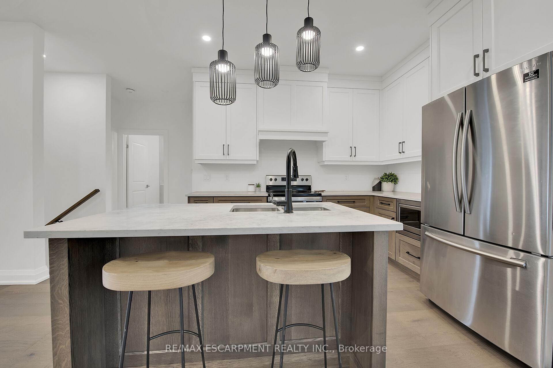 Photo 21 of 786 South Coast Drive, Haldimand — HOMEH