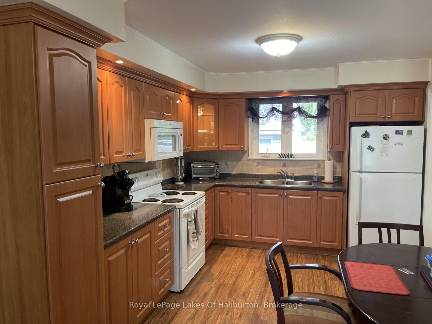 Photo 8 of 1675 Braeloch Road, Algonquin Highlands, Stanhope — HOMEH