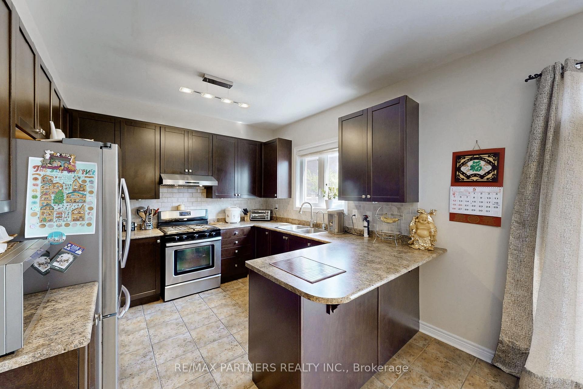 Photo 20 of 86 Chokecherry Crescent, Markham, Wismer — HOMEH