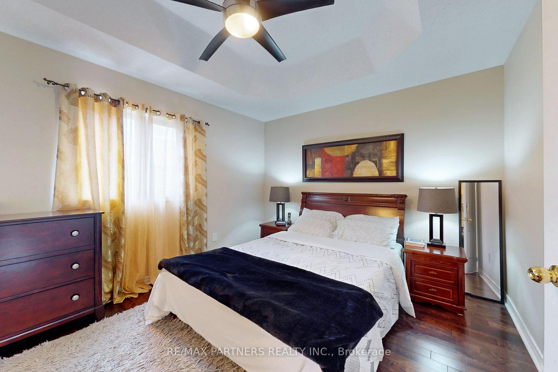 Photo 16 of 86 Chokecherry Crescent, Markham, Wismer — HOMEH