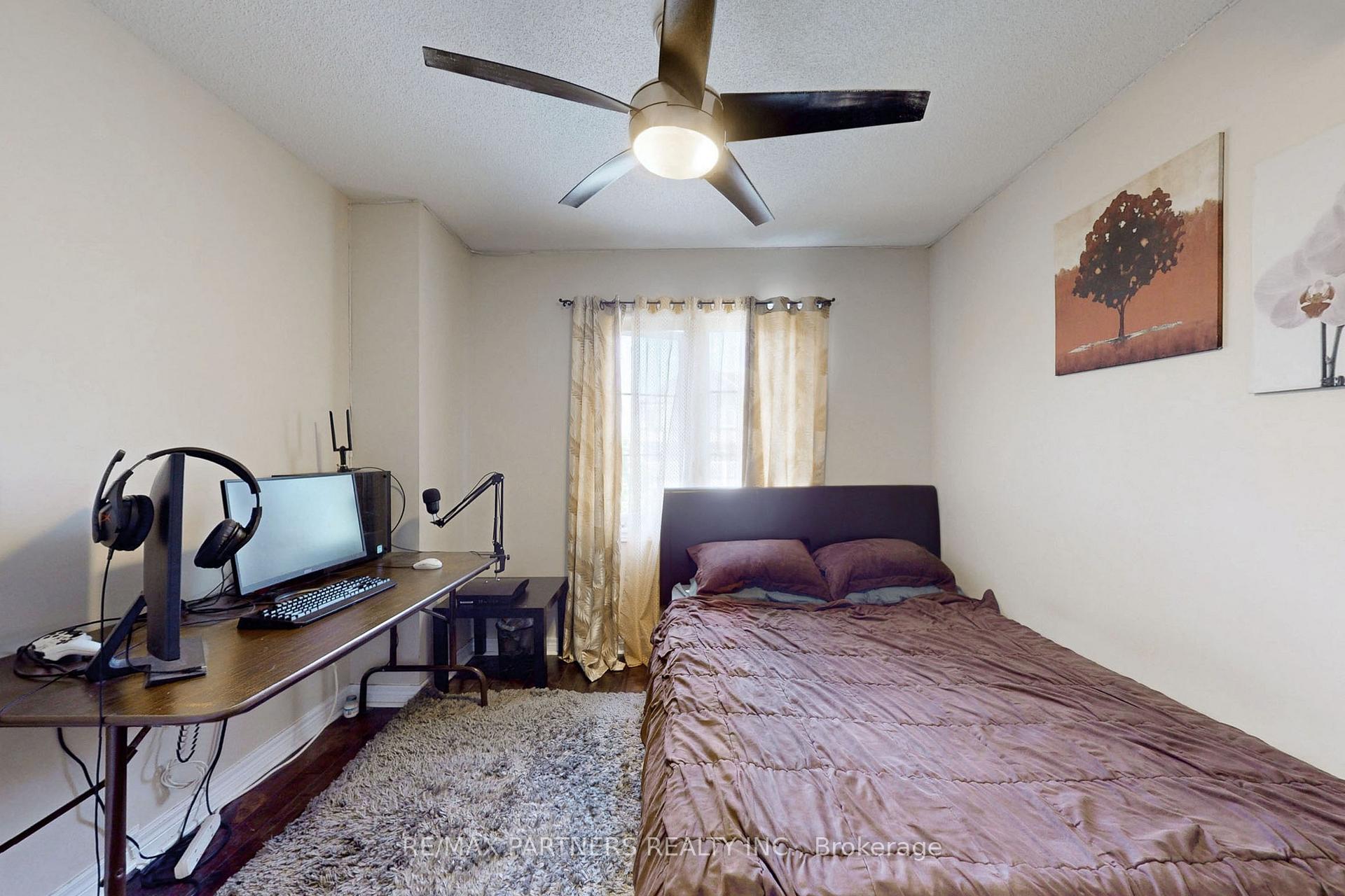 Photo 48 of 86 Chokecherry Crescent, Markham, Wismer — HOMEH