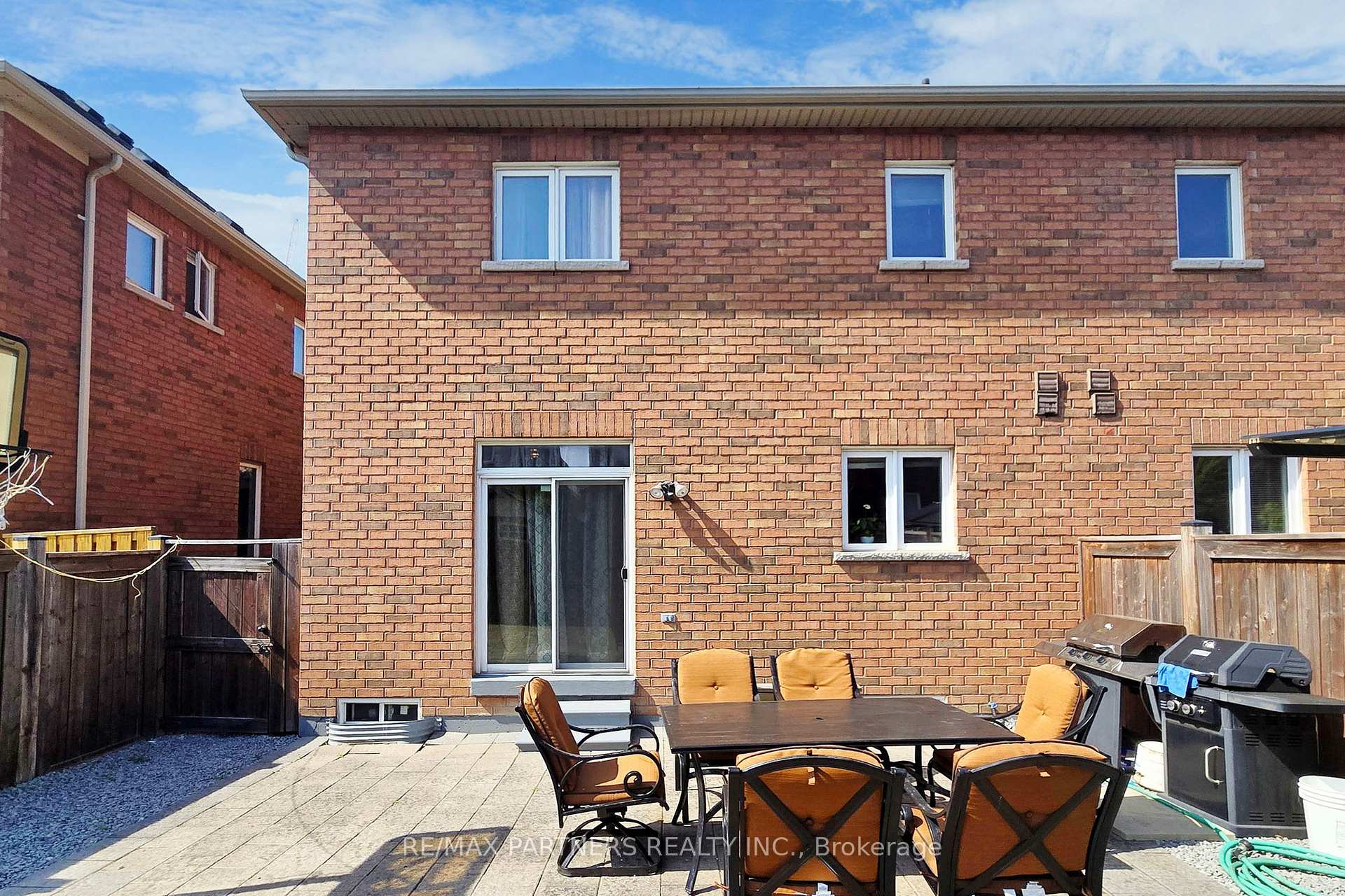 Photo 46 of 86 Chokecherry Crescent, Markham, Wismer — HOMEH