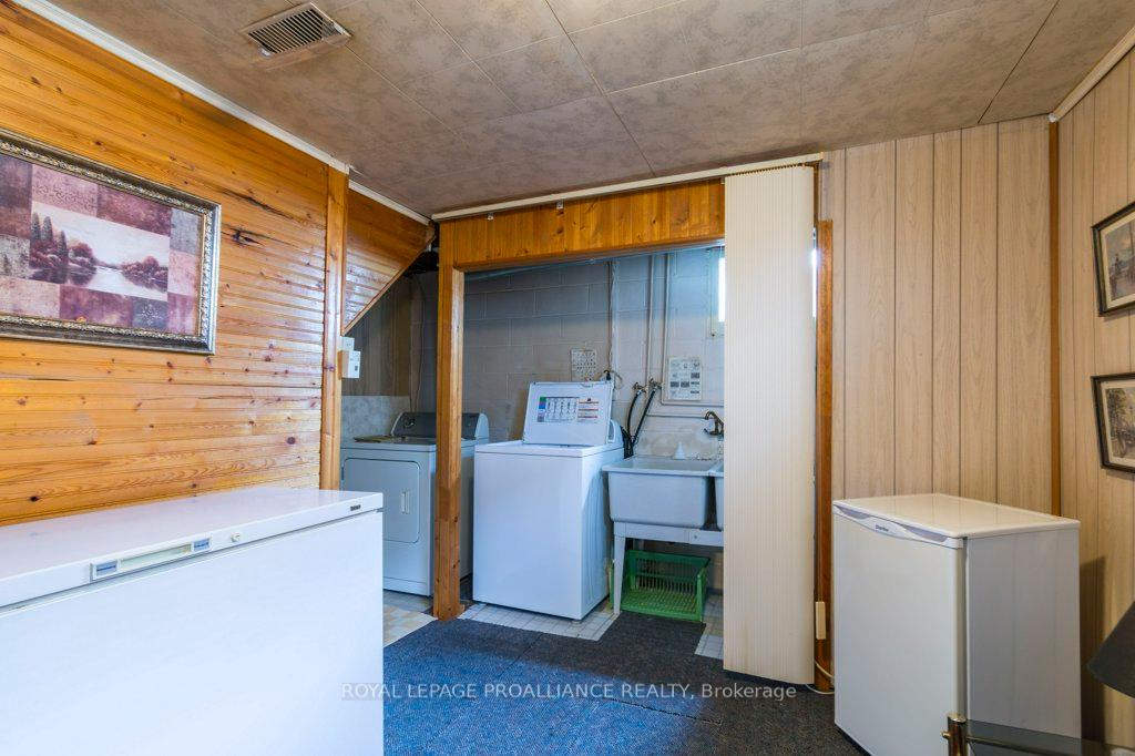 Photo 26 of 82 Crestview Avenue, Belleville, Belleville Ward — HOMEH