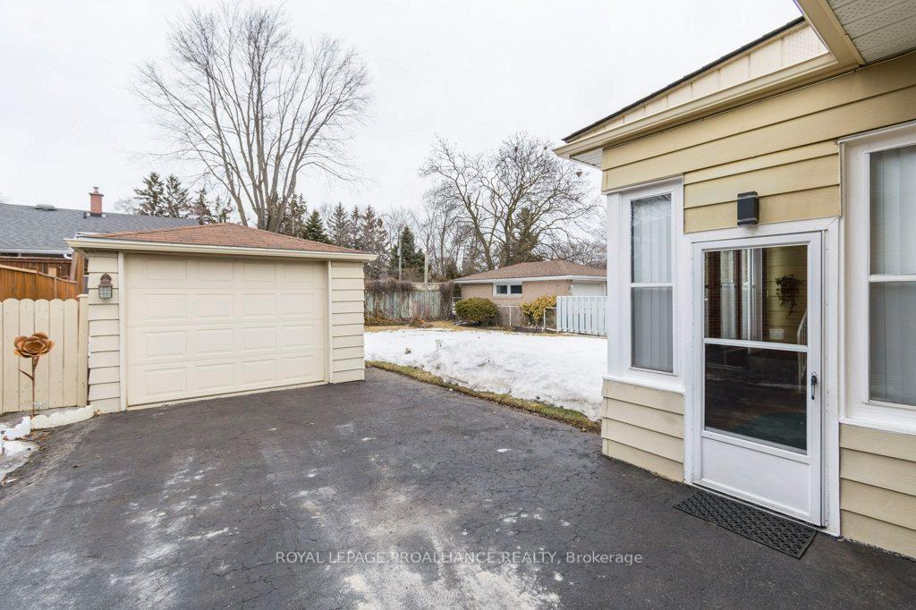 Photo 29 of 82 Crestview Avenue, Belleville, Belleville Ward — HOMEH