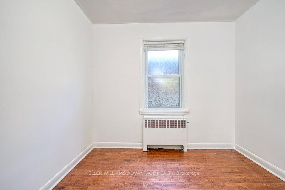Photo 13 of Unit 3, 8 Coates Avenue, Toronto, Oakwood Village — HOMEH