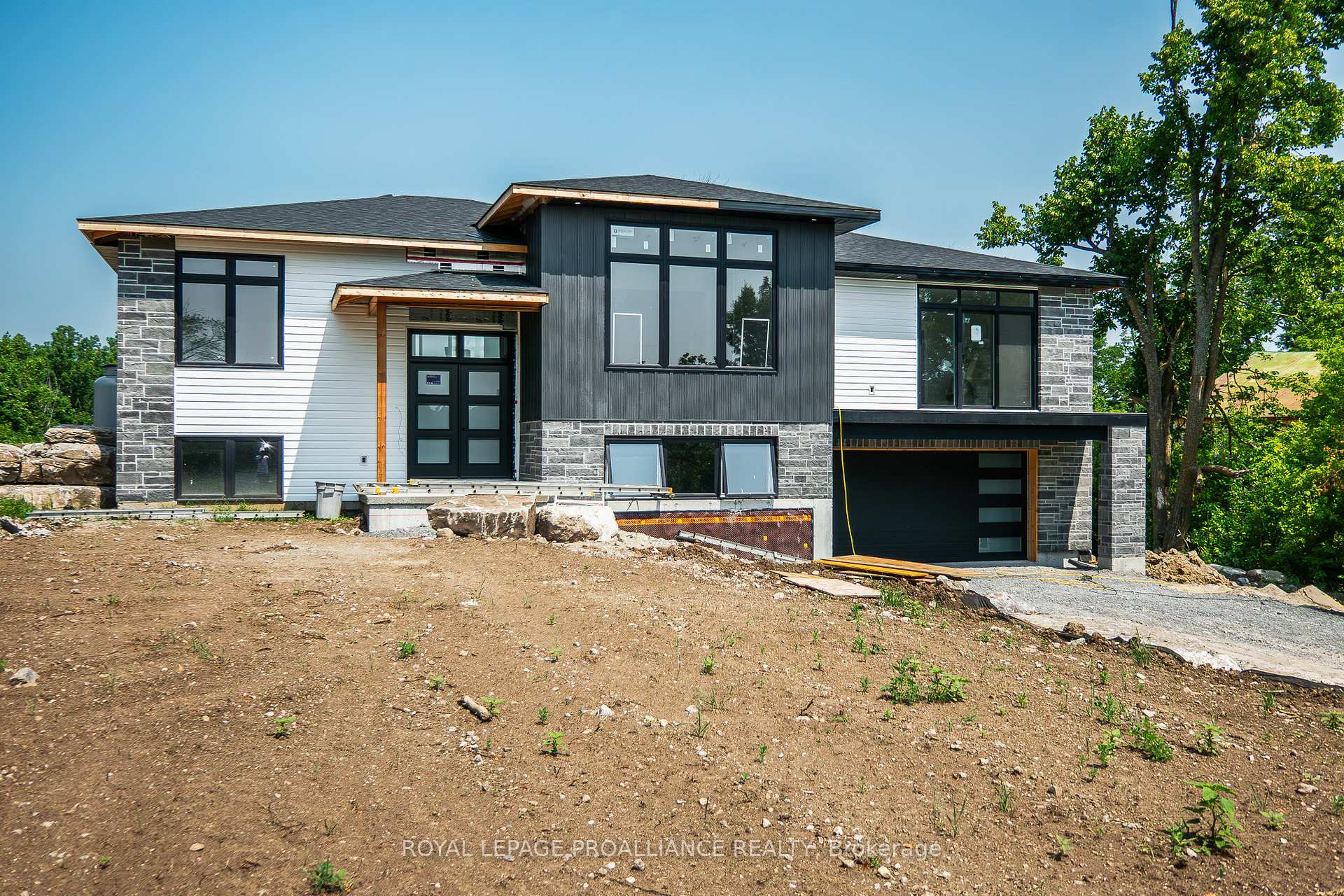 Front of 2778 Springbrook Road