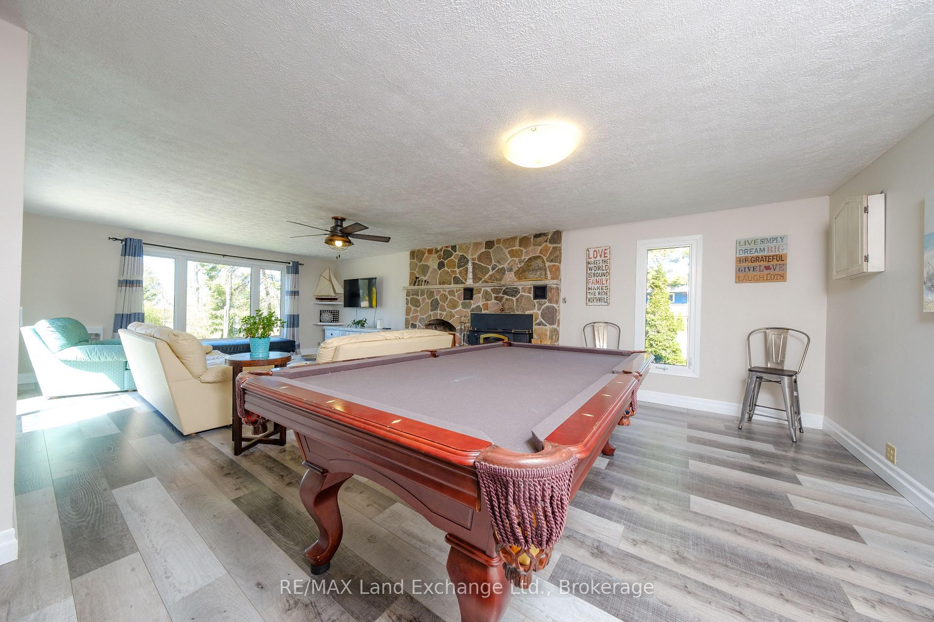 Photo 3 of 180 Huron Road N, Huron-Kinloss — HOMEH
