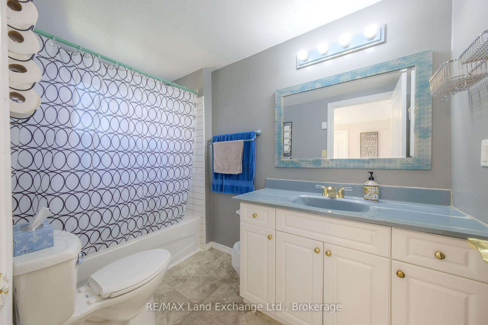 Photo 14 of 180 Huron Road N, Huron-Kinloss — HOMEH