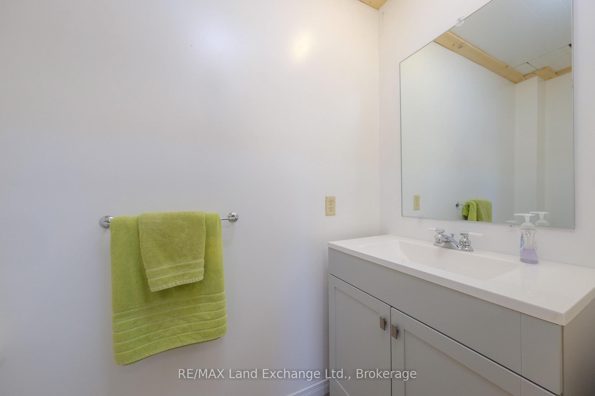 Photo 20 of 180 Huron Road N, Huron-Kinloss — HOMEH