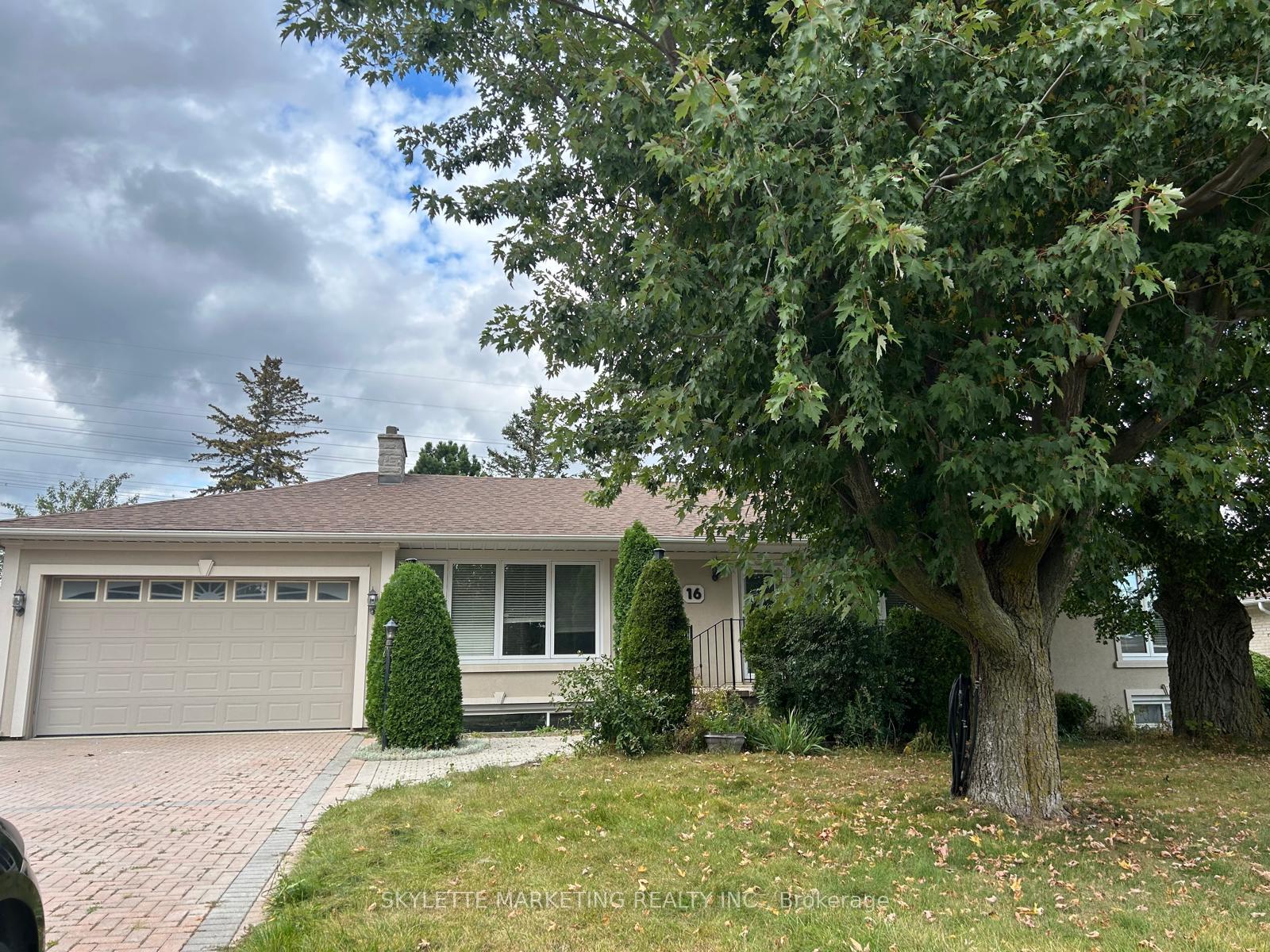 Photo 1 of 16 Longbridge Road, Vaughan, Uplands — HOMEH