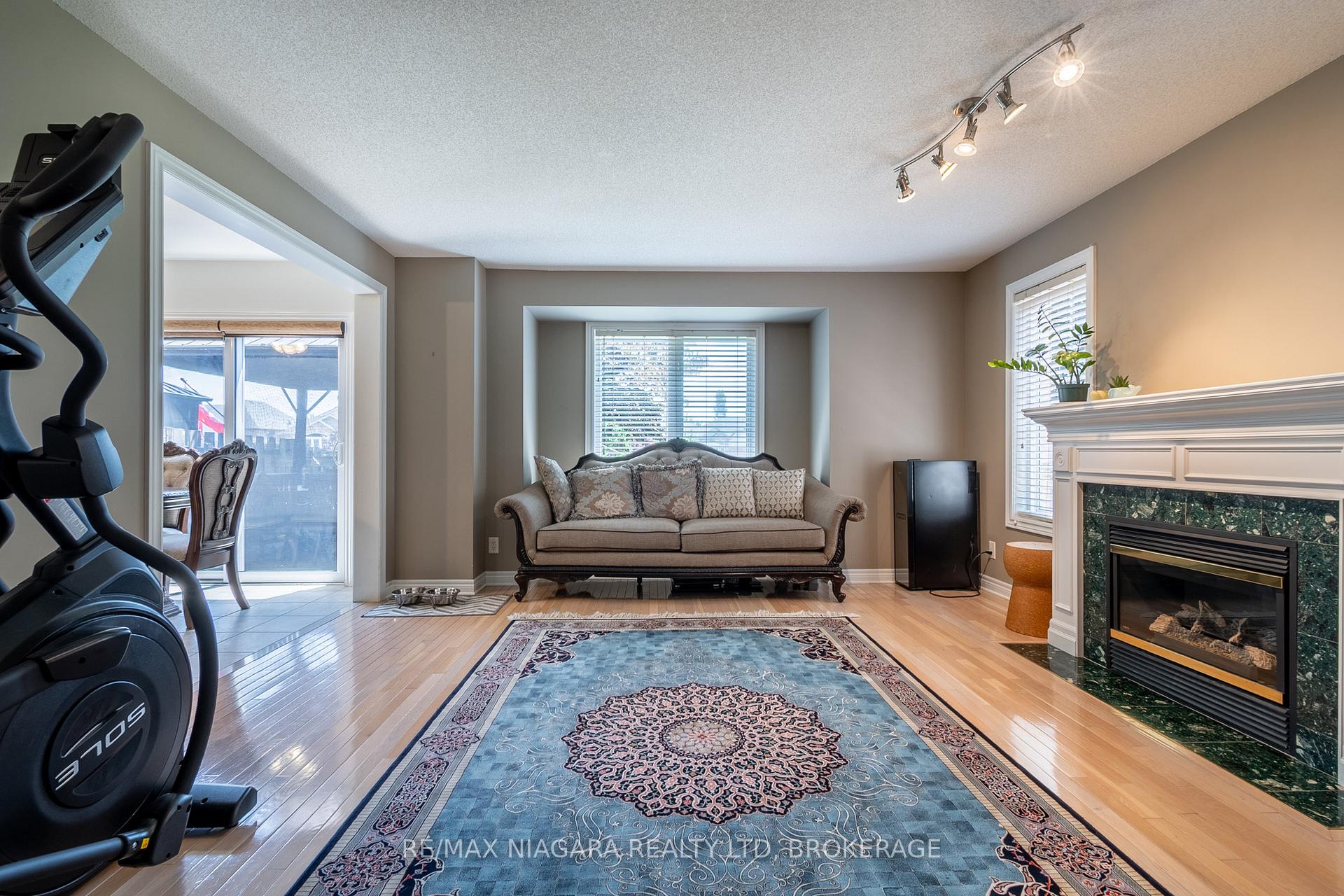 Photo 2 of 20A Brown Drive, St. Catharines, Rykert/Vansickle — HOMEH