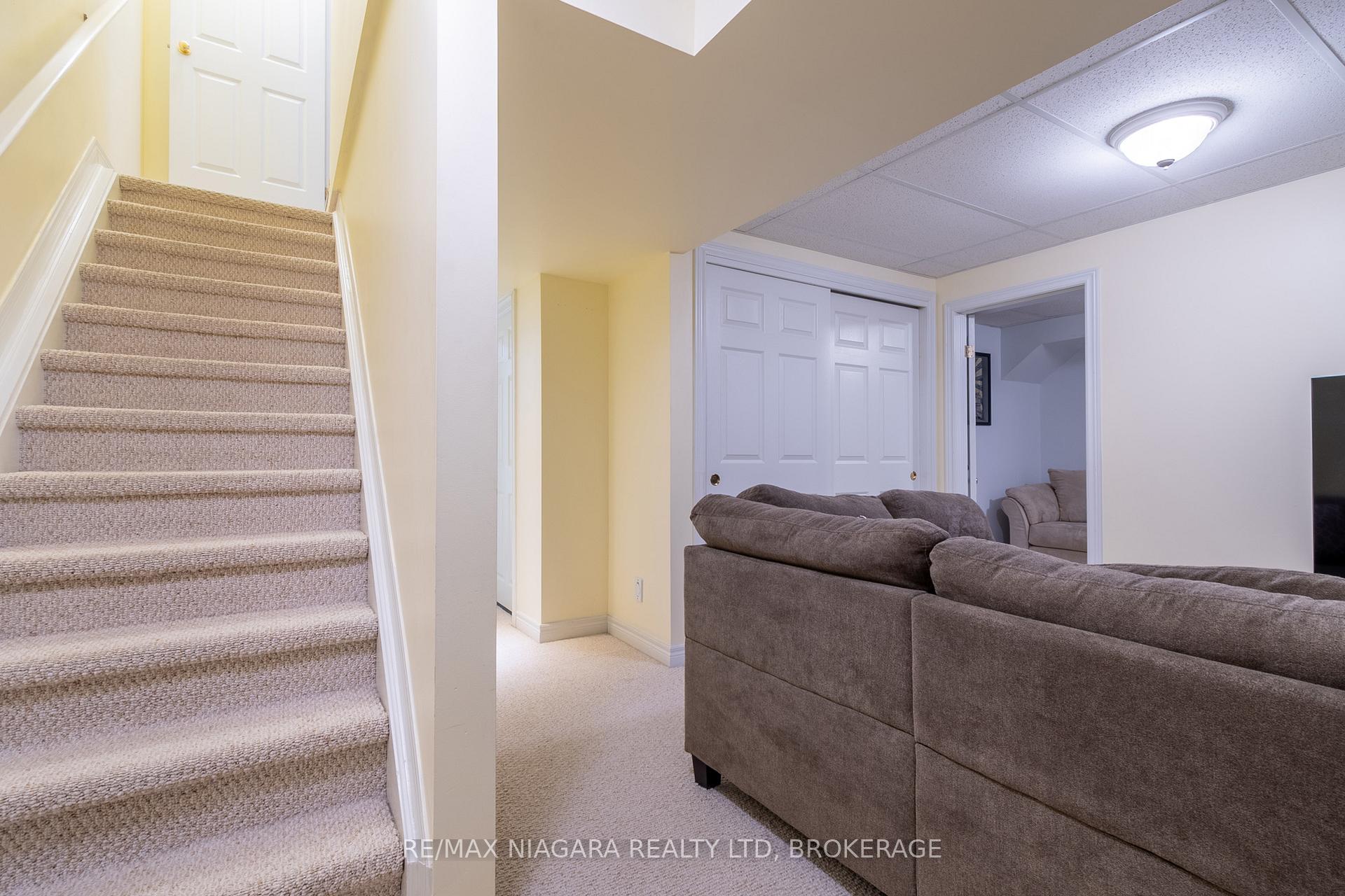 Photo 30 of 20A Brown Drive, St. Catharines, Rykert/Vansickle — HOMEH