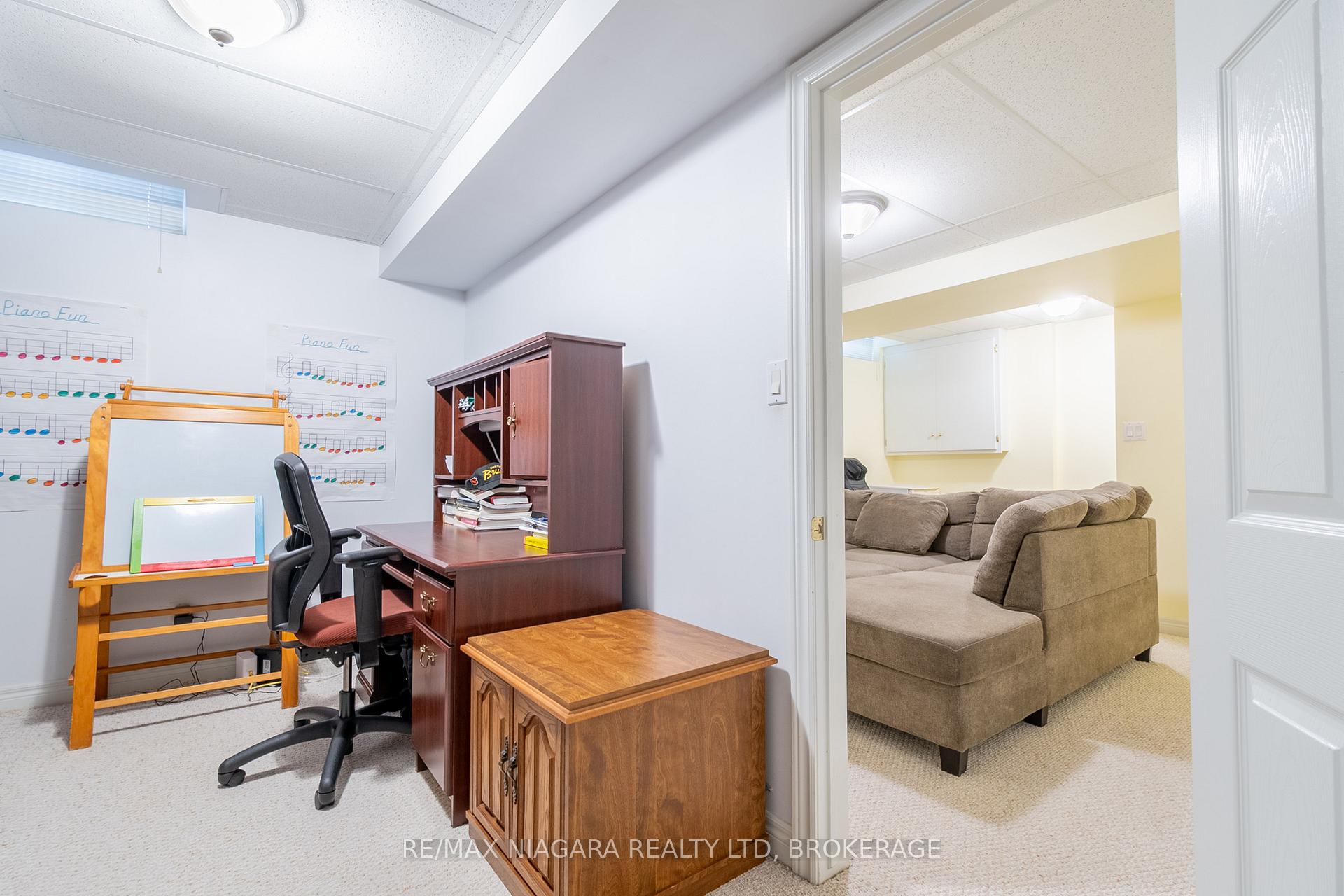 Photo 6 of 20A Brown Drive, St. Catharines, Rykert/Vansickle — HOMEH