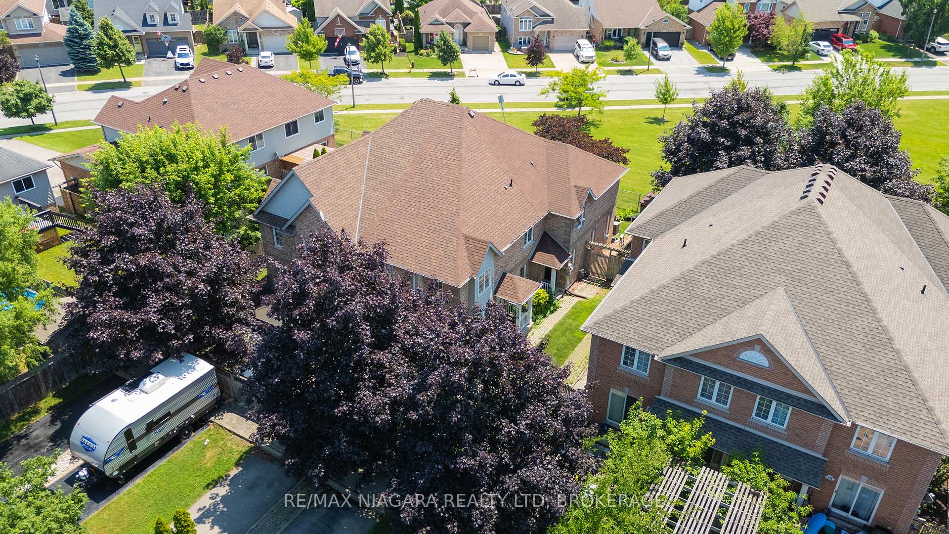 Photo 32 of 20A Brown Drive, St. Catharines, Rykert/Vansickle — HOMEH