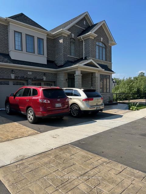 Photo 3 of 26 Stellarton Crescent, Brampton, Northwest Brampton — HOMEH