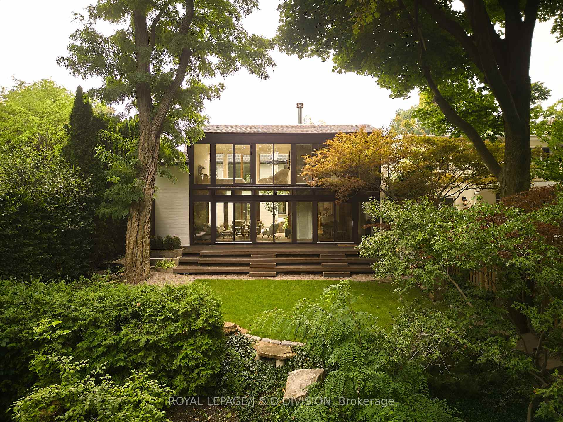 Photo 1 of 43 Douglas Crescent, Toronto, Leaside — HOMEH