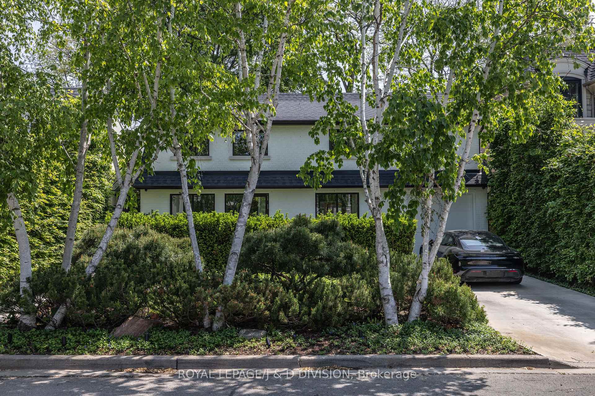 Photo 6 of 43 Douglas Crescent, Toronto, Leaside — HOMEH