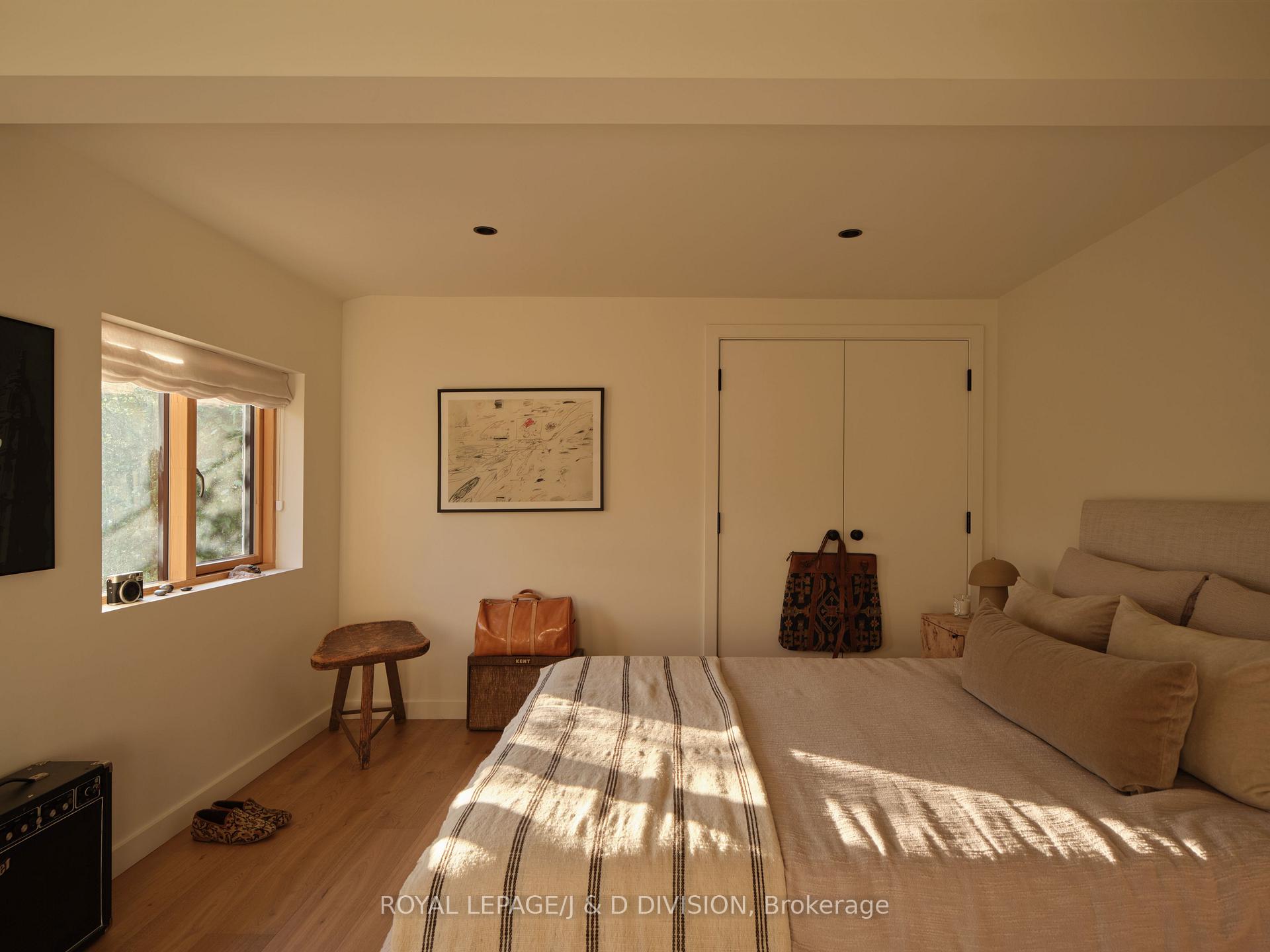 Photo 28 of 43 Douglas Crescent, Toronto, Leaside — HOMEH